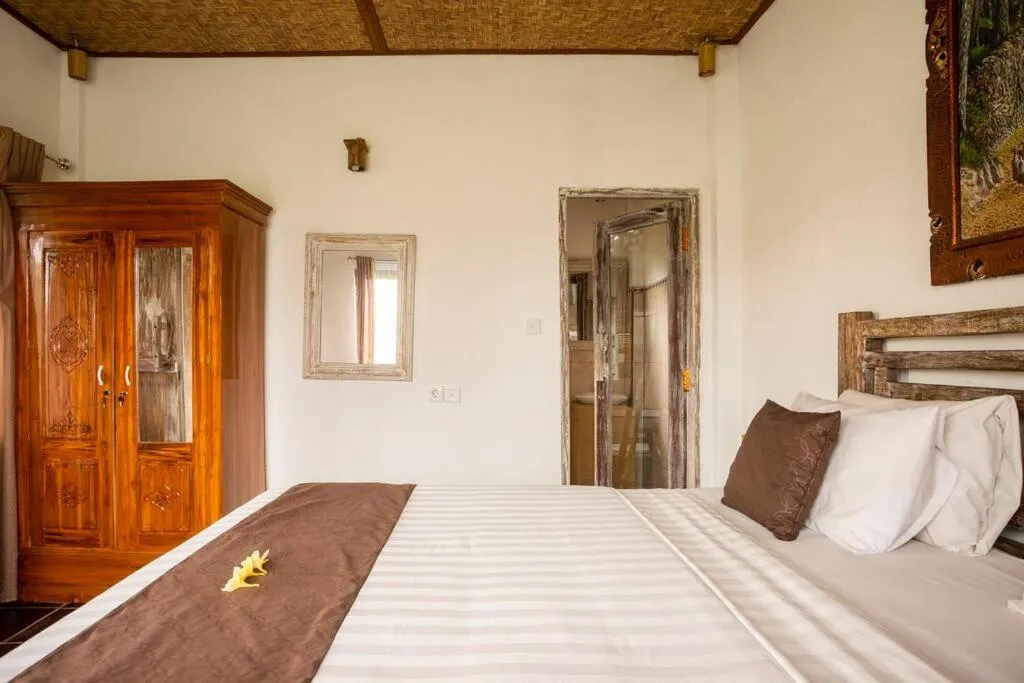 Photo of the whole room, Bed in Ananda JJ Ubud Resort & Spa