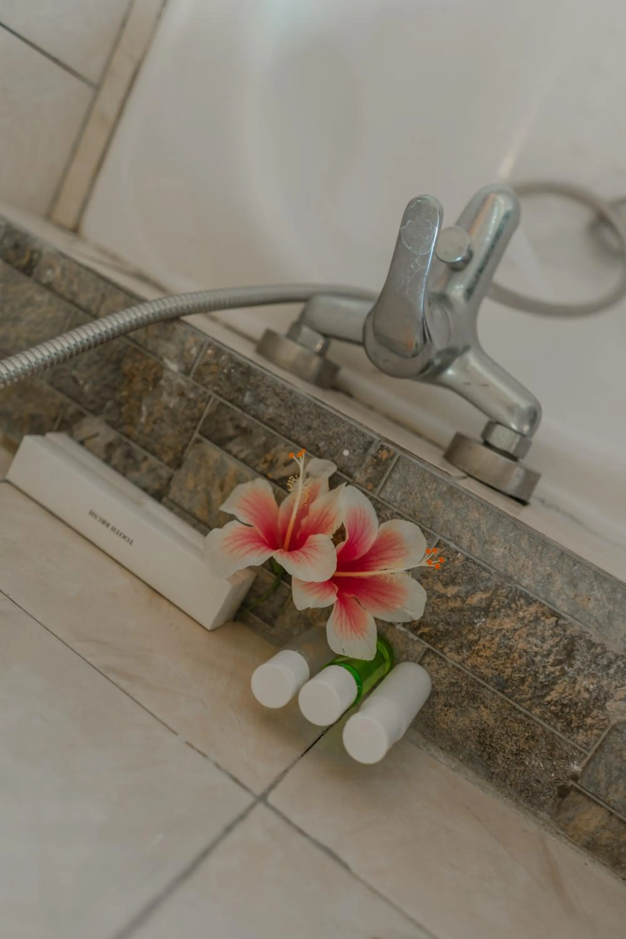 Shower in Ananda JJ Ubud Resort & Spa