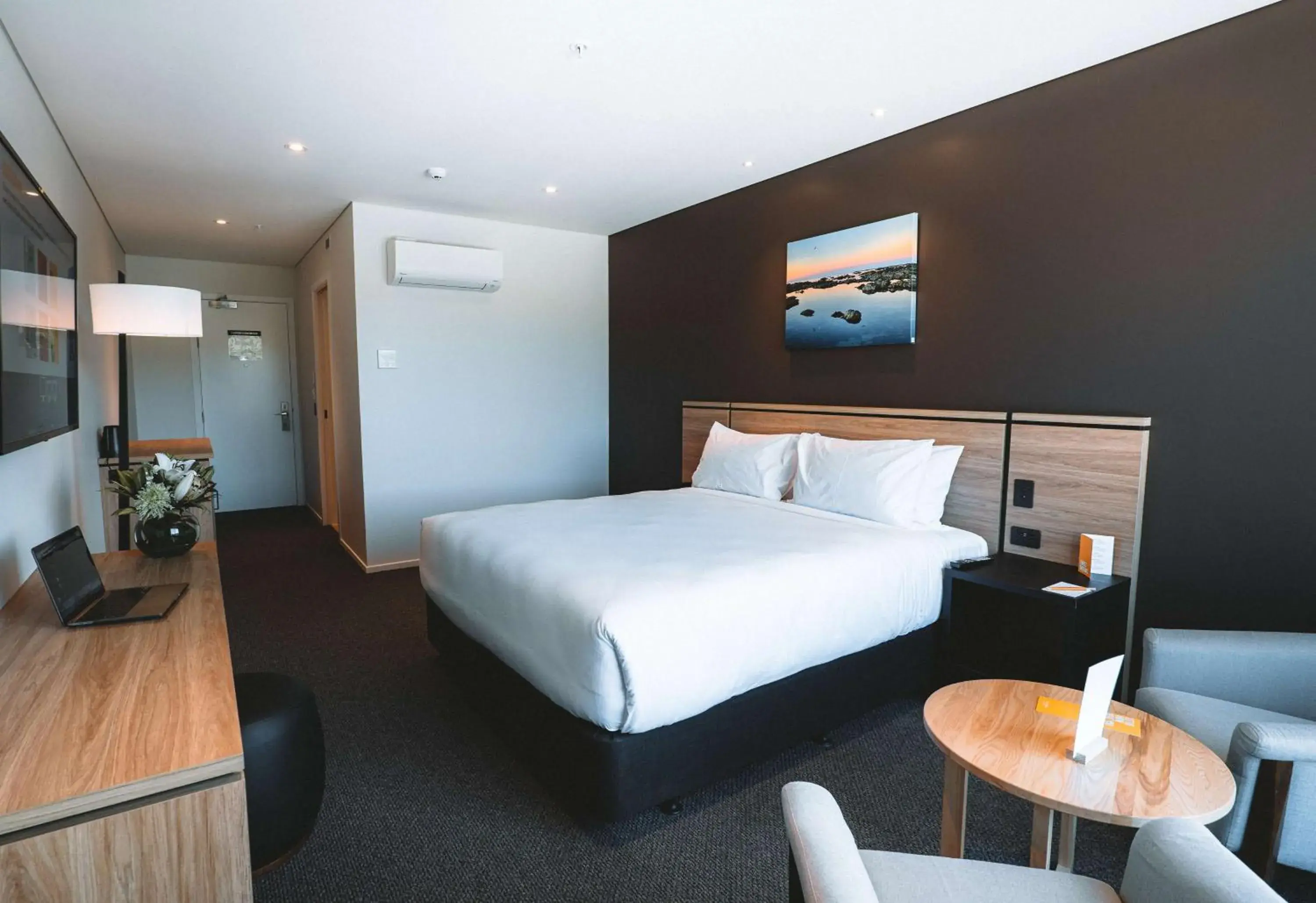 Bedroom, Bed in Sudima Kaikōura Bedroom, Bed in Sudima Kaikōura