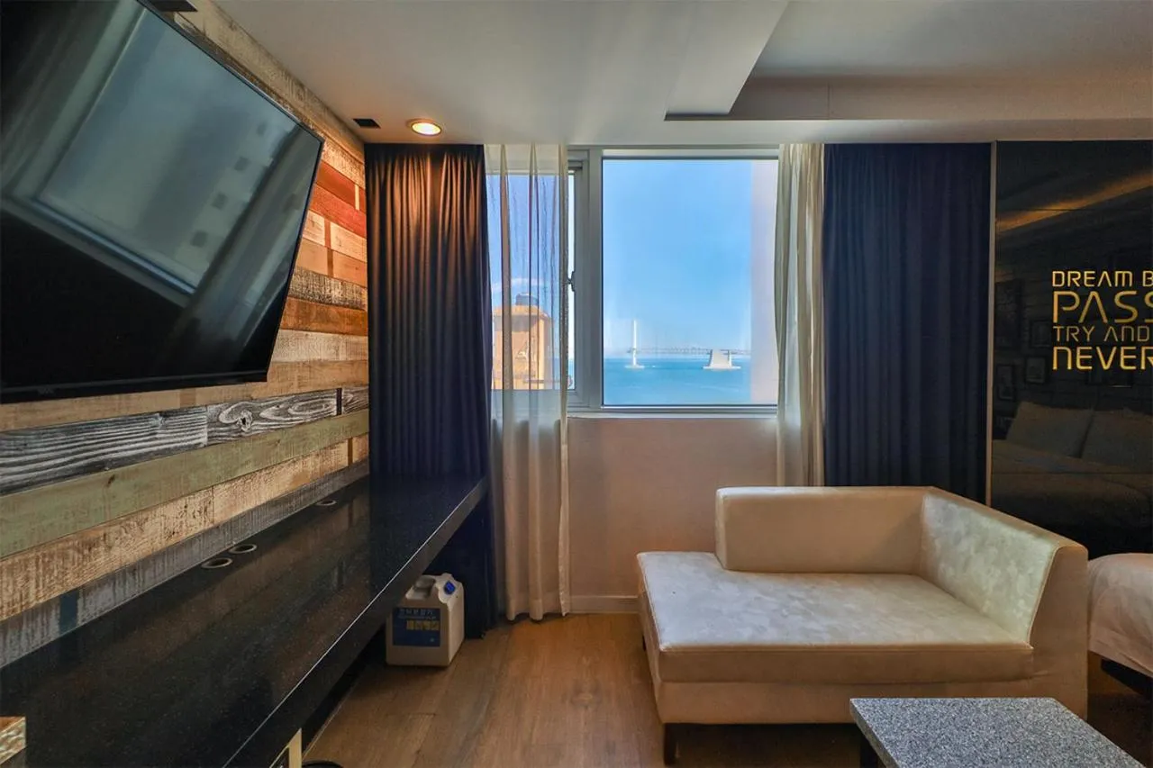 Sea view in Moonbay Hotel