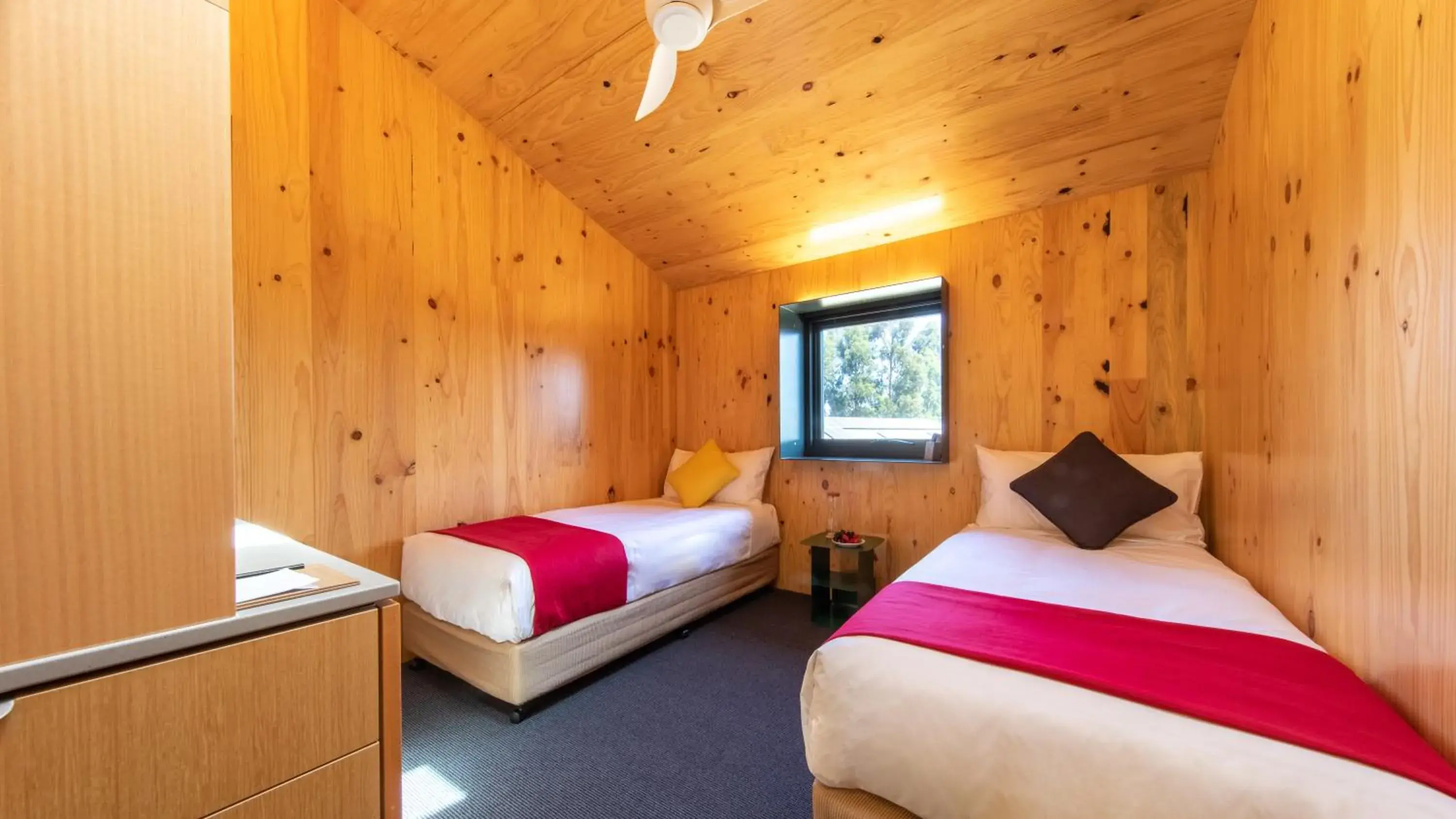 Pods in Iron Creek Bay Estate Pods in Iron Creek Bay Estate