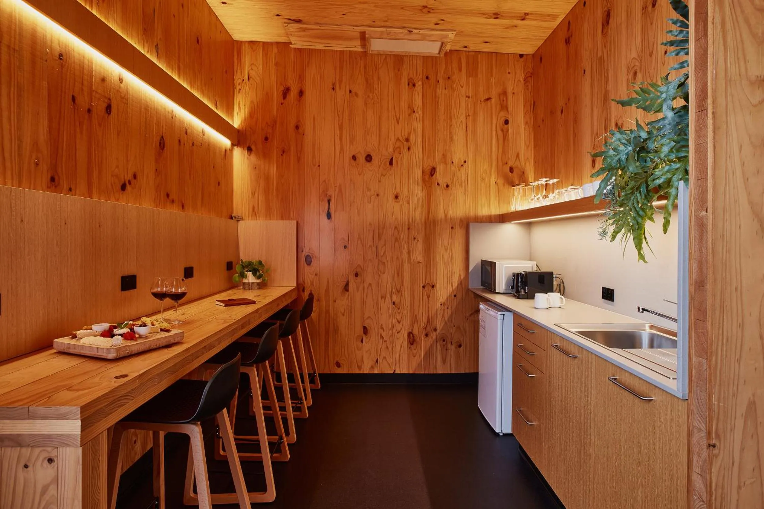 Kitchen or kitchenette in Iron Creek Bay Estate