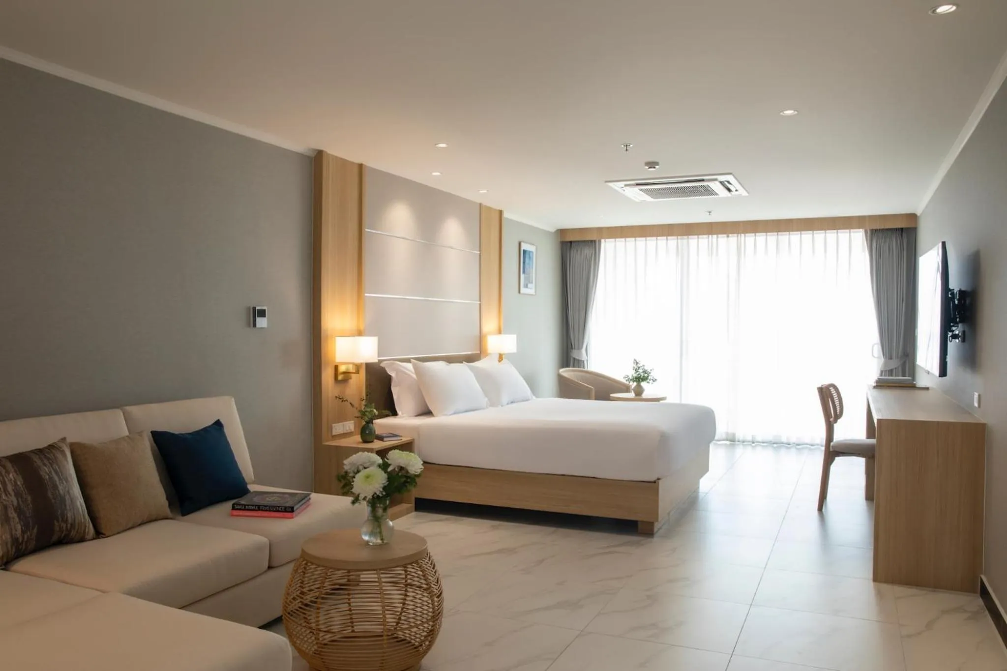 Photo of the whole room, Bed in Eastin Resort Rayong