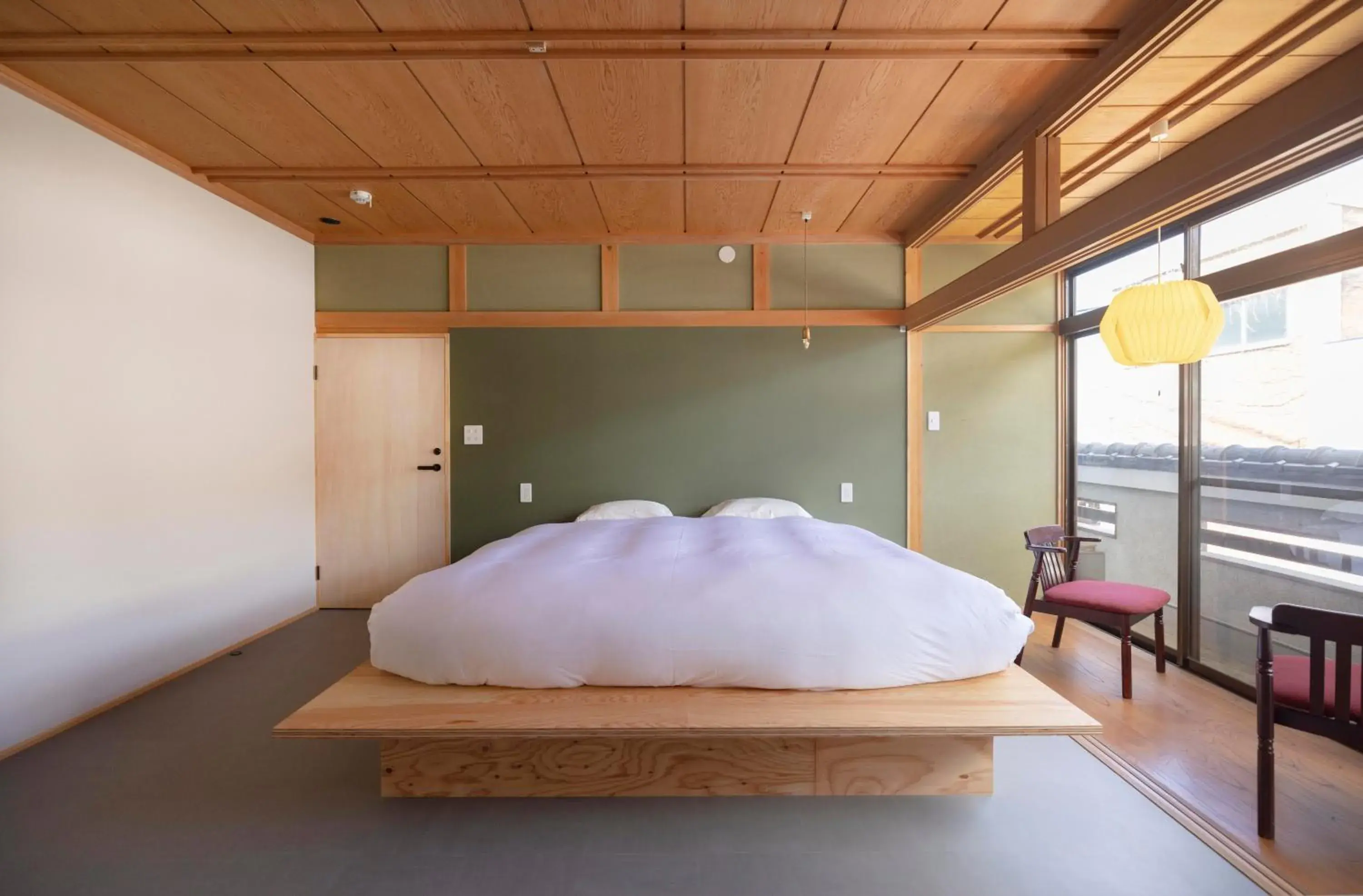 Family Room with Shared Bathroom in Coliving & Cafe SANDO Family Room with Shared Bathroom in Coliving & Cafe SANDO