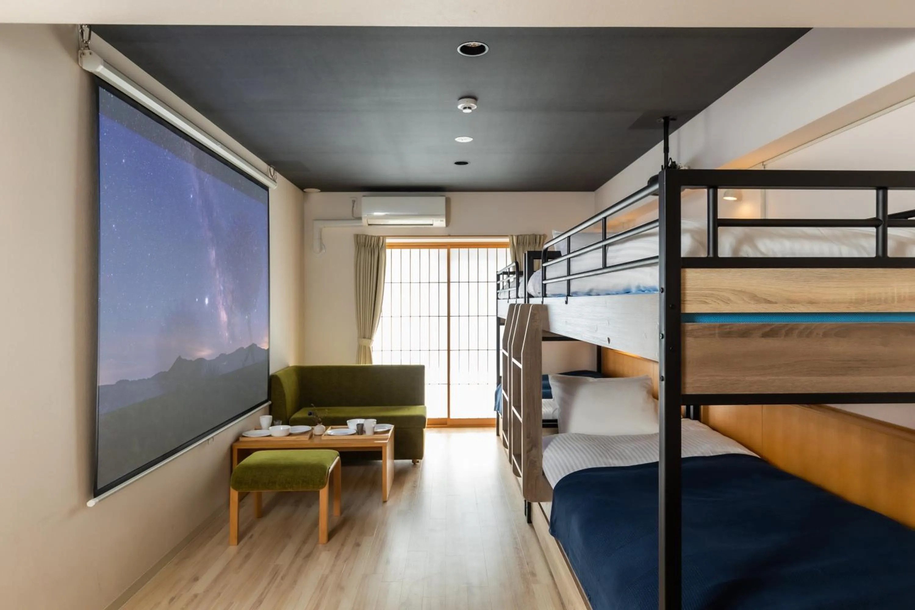 Photo of the whole room, Bed in Minn Shin-Osaka