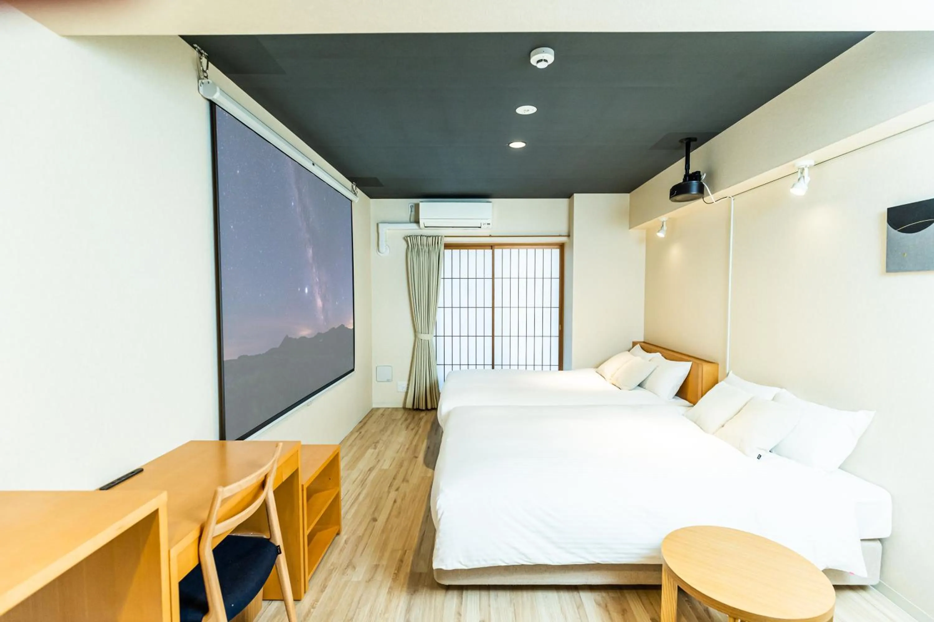 Photo of the whole room, Bed in Minn Shin-Osaka