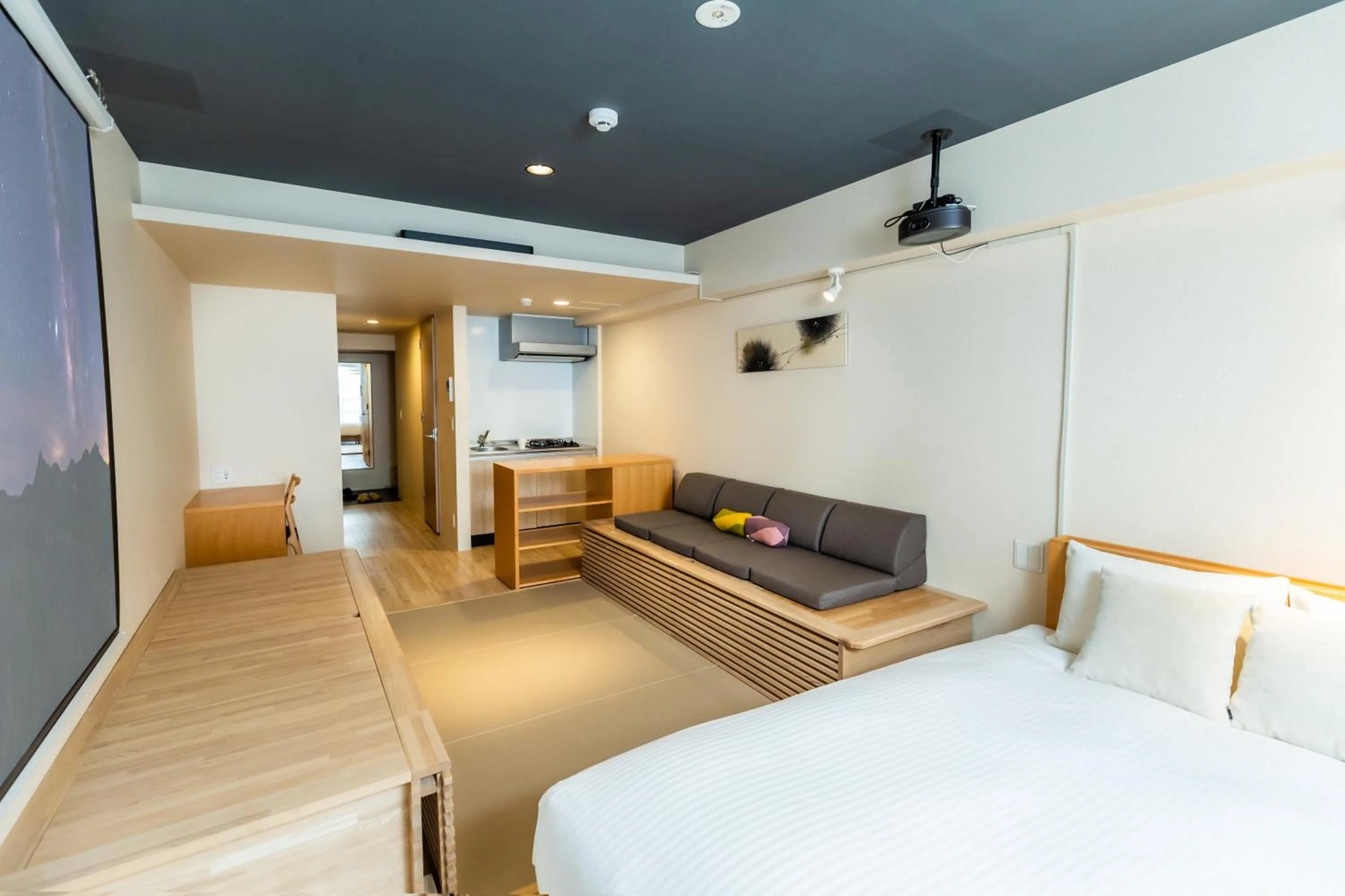 Photo of the whole room, Bed in Minn Shin-Osaka