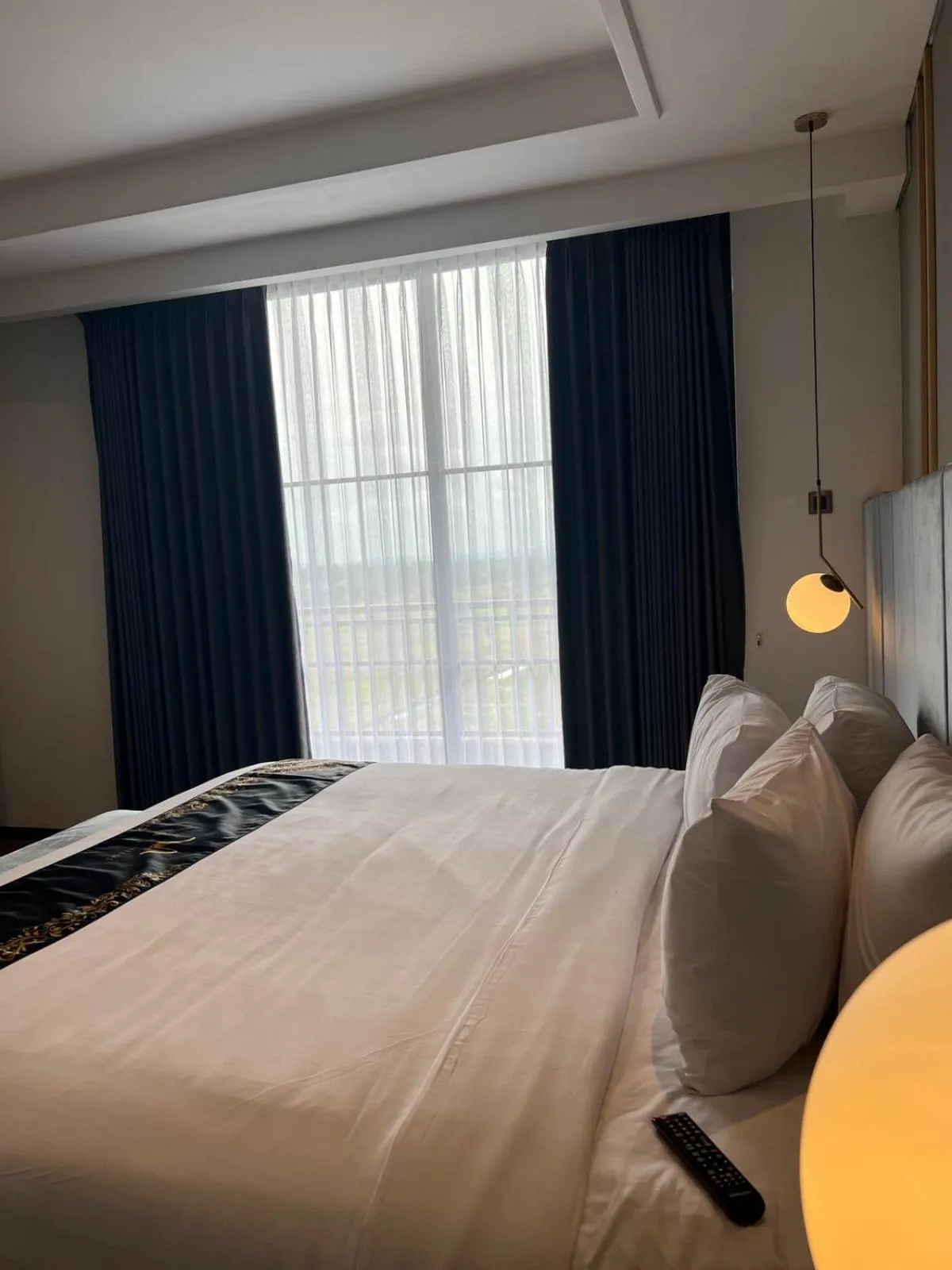 Bed in Grand Miami Hotel