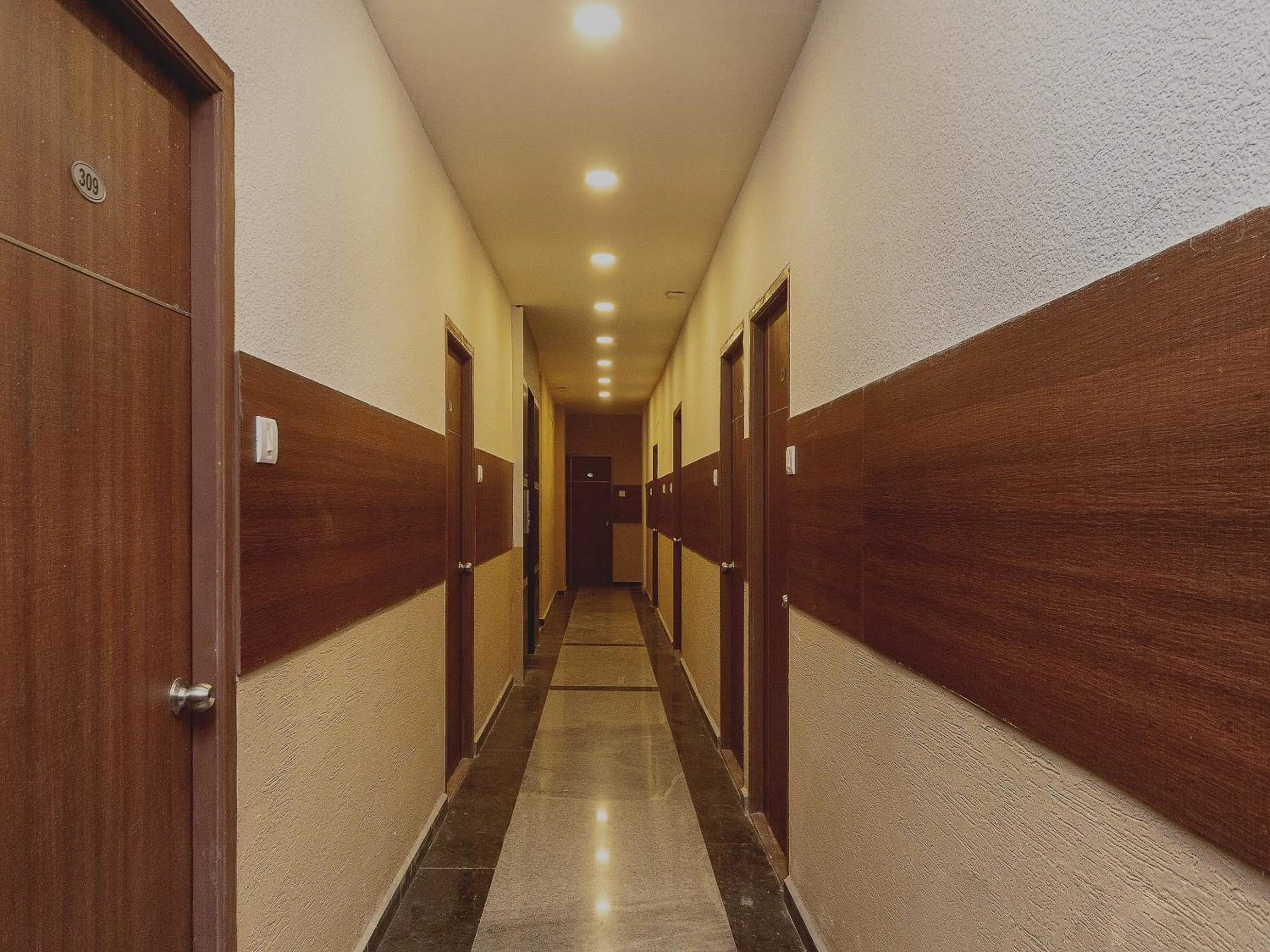 Lobby or reception in Hotel O Tambaram