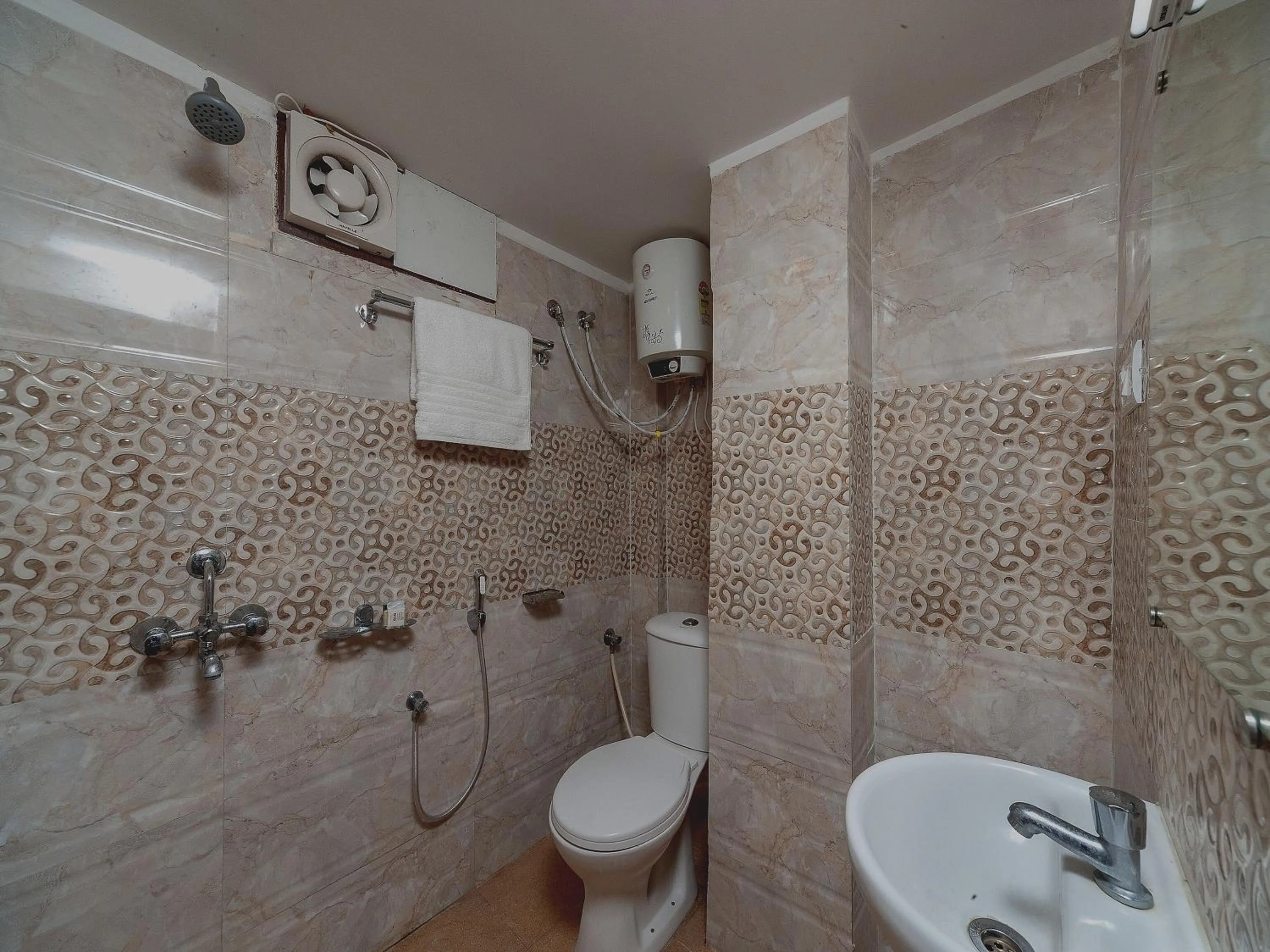 Bathroom in Hotel O Tambaram