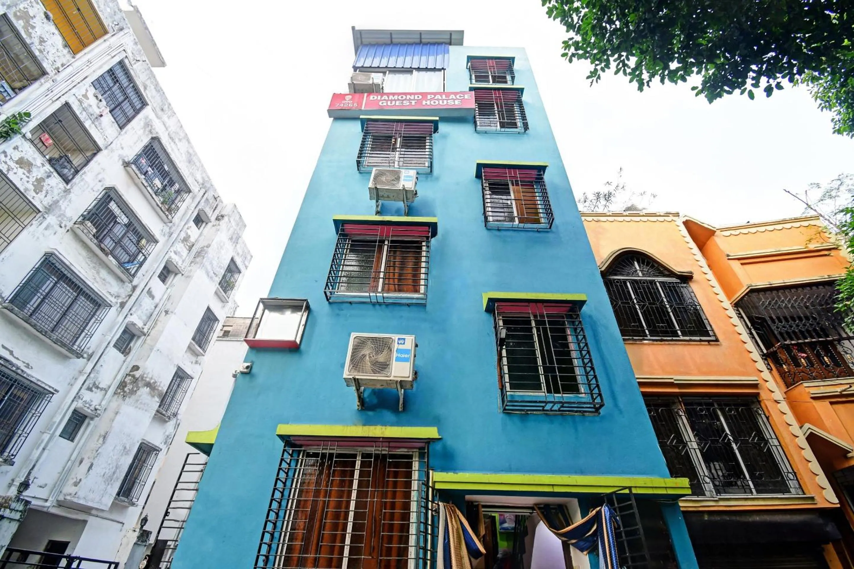 Facade/entrance in Hotel O Diamond Palace Guest House