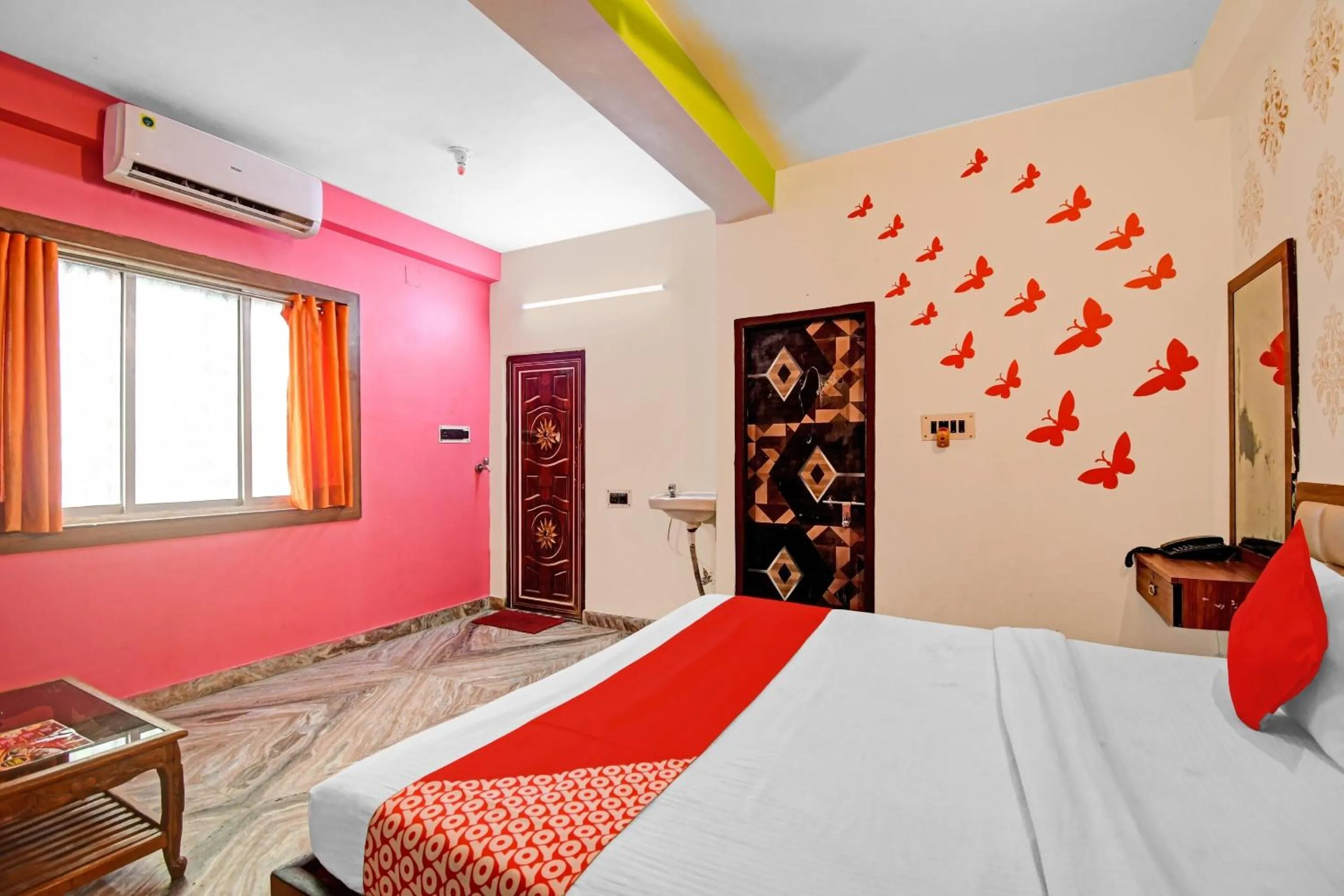 Bedroom, Bed in Hotel O Diamond Palace Guest House