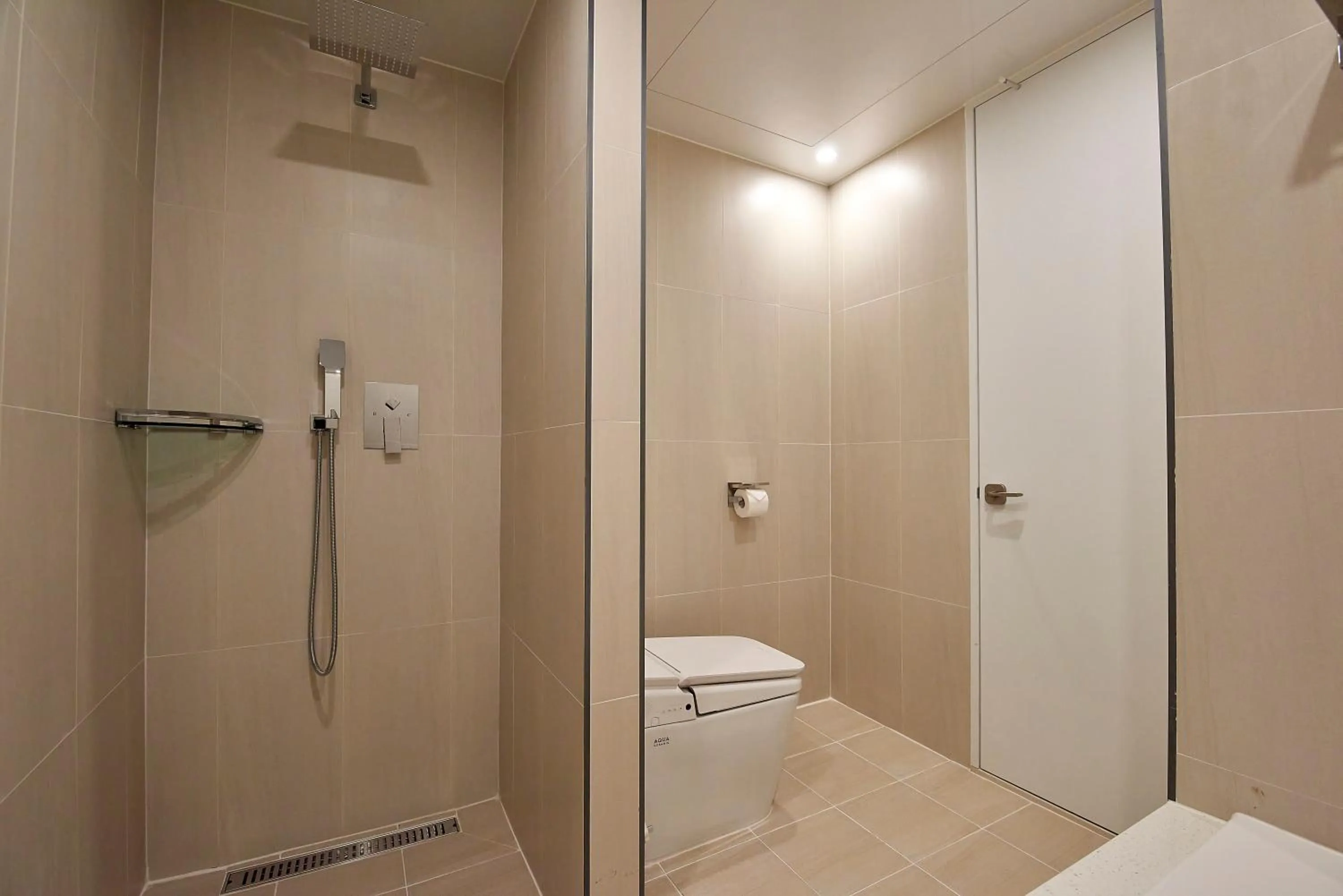 Shower in Busan City Hotel