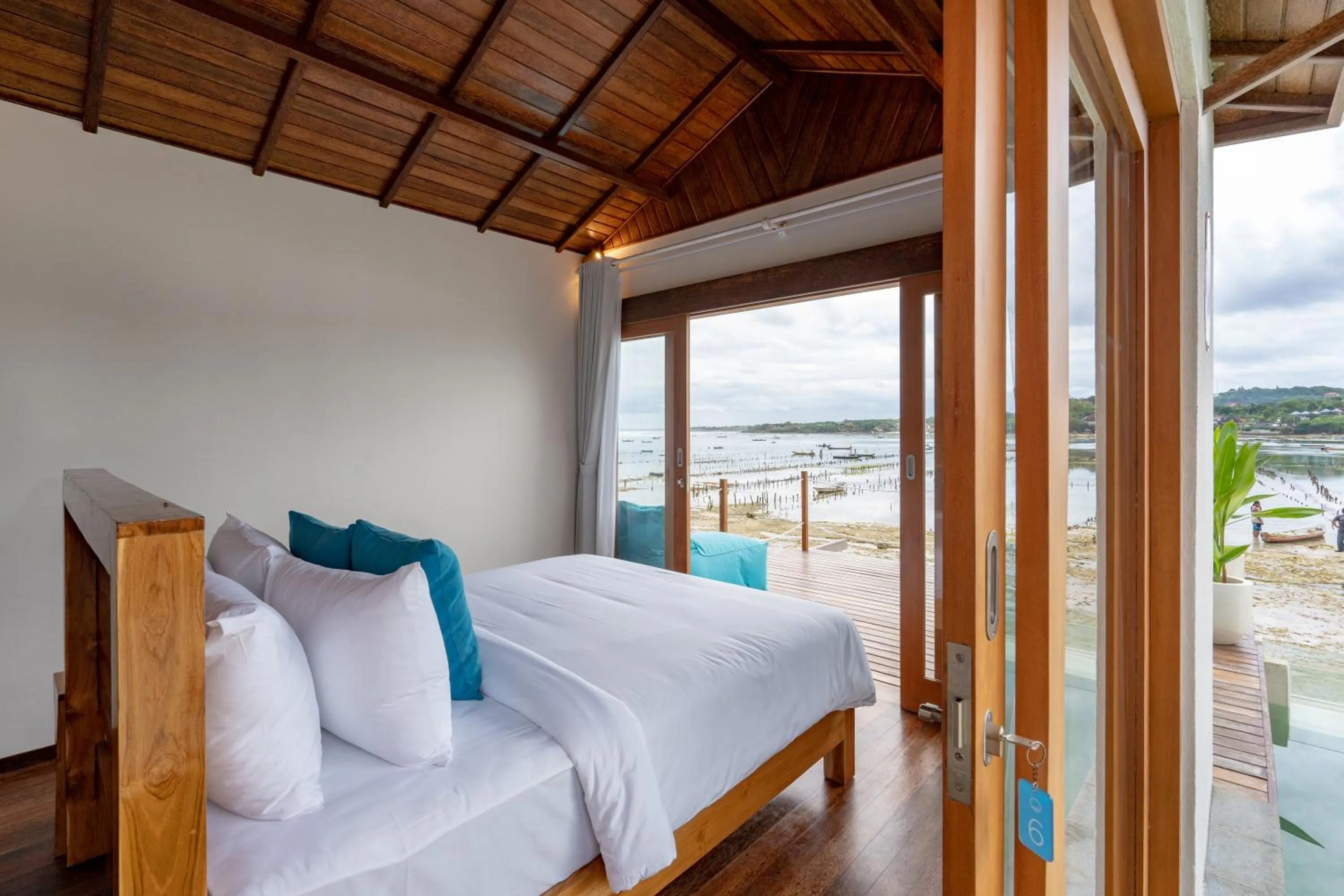 Bedroom, Bed in Indigo Blue Ceningan