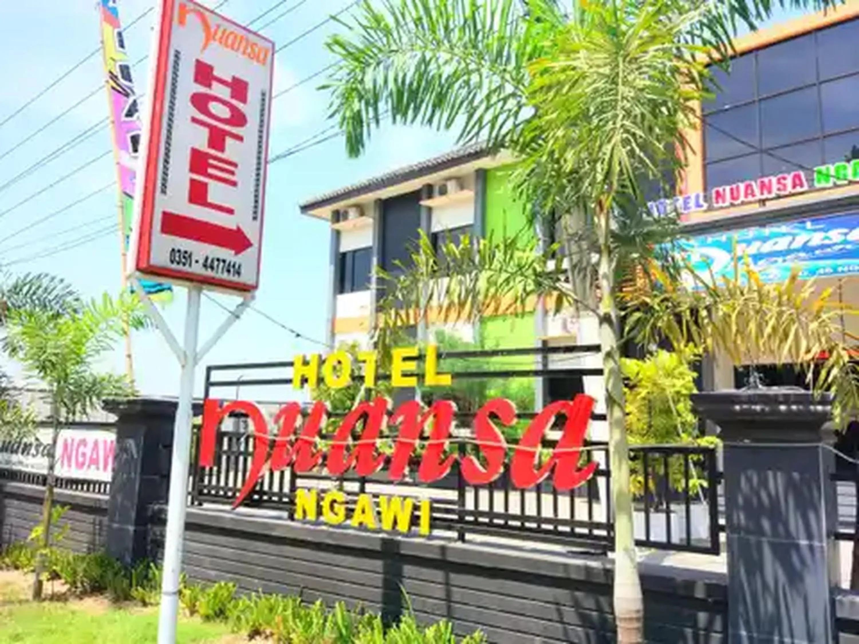 Property building in RedDoorz at Hotel Nuansa Ngawi