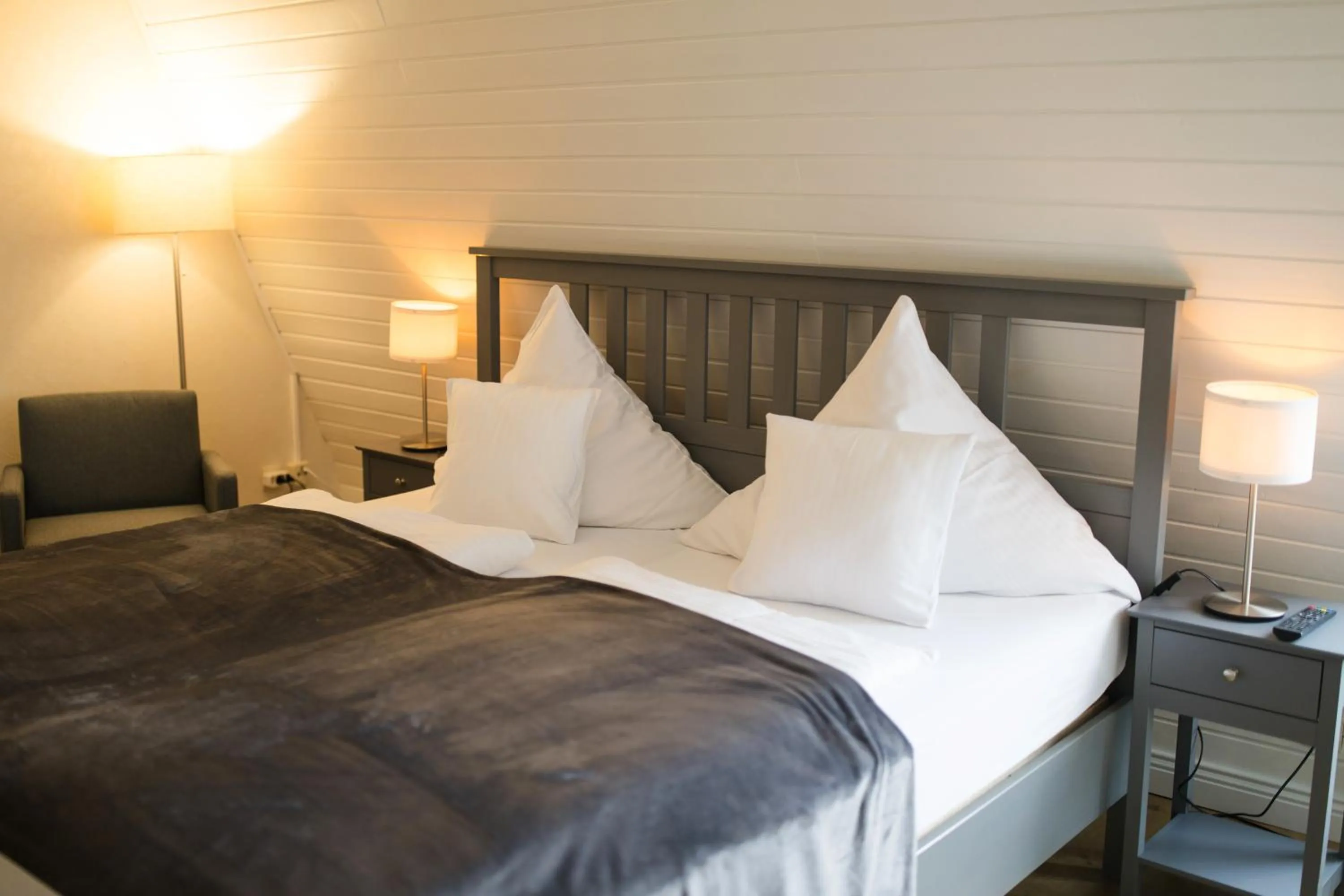 Bed in RATSKELLER Hotel & Restaurant