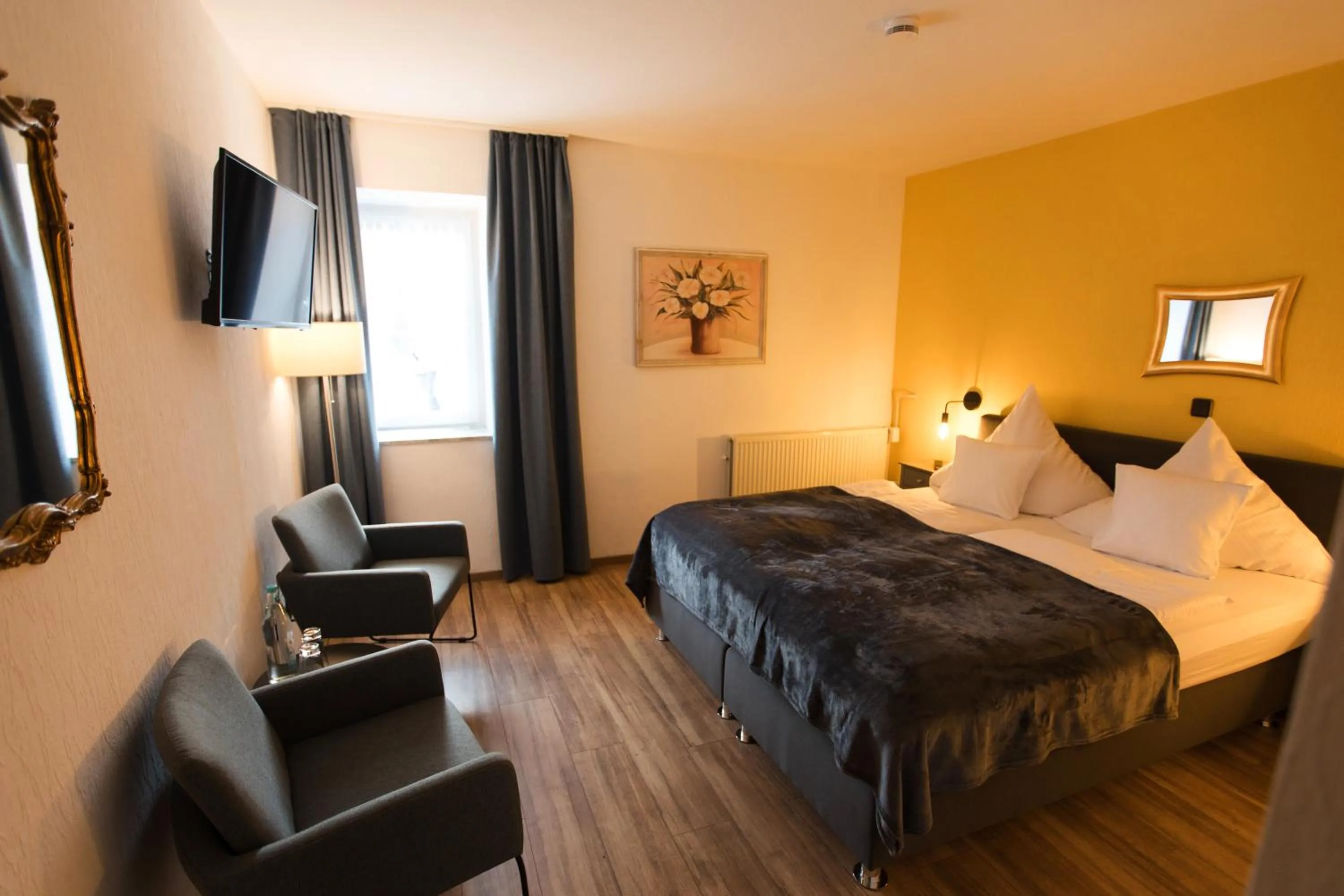 Bed in RATSKELLER Hotel & Restaurant