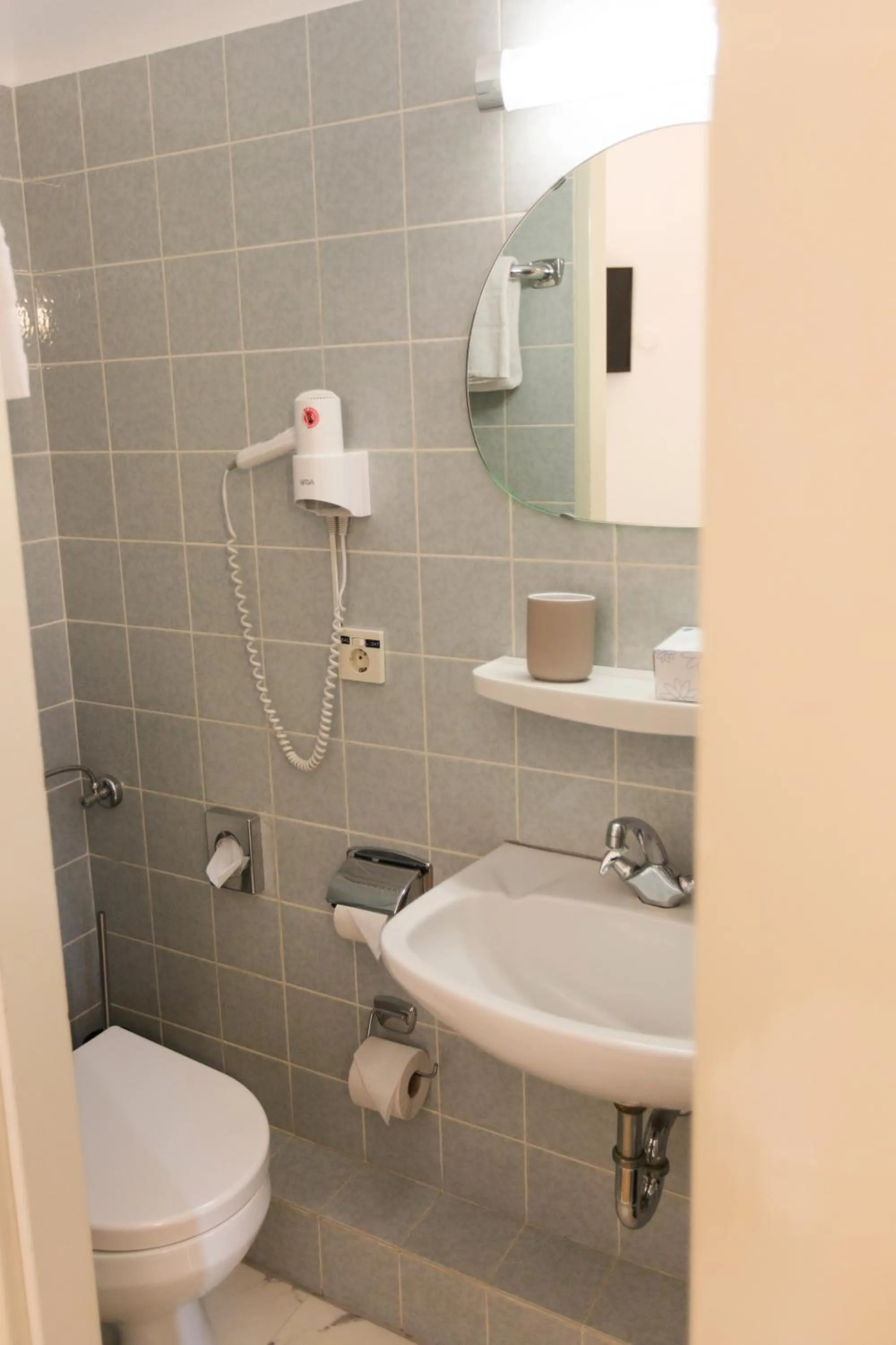 Toilet in RATSKELLER Hotel & Restaurant