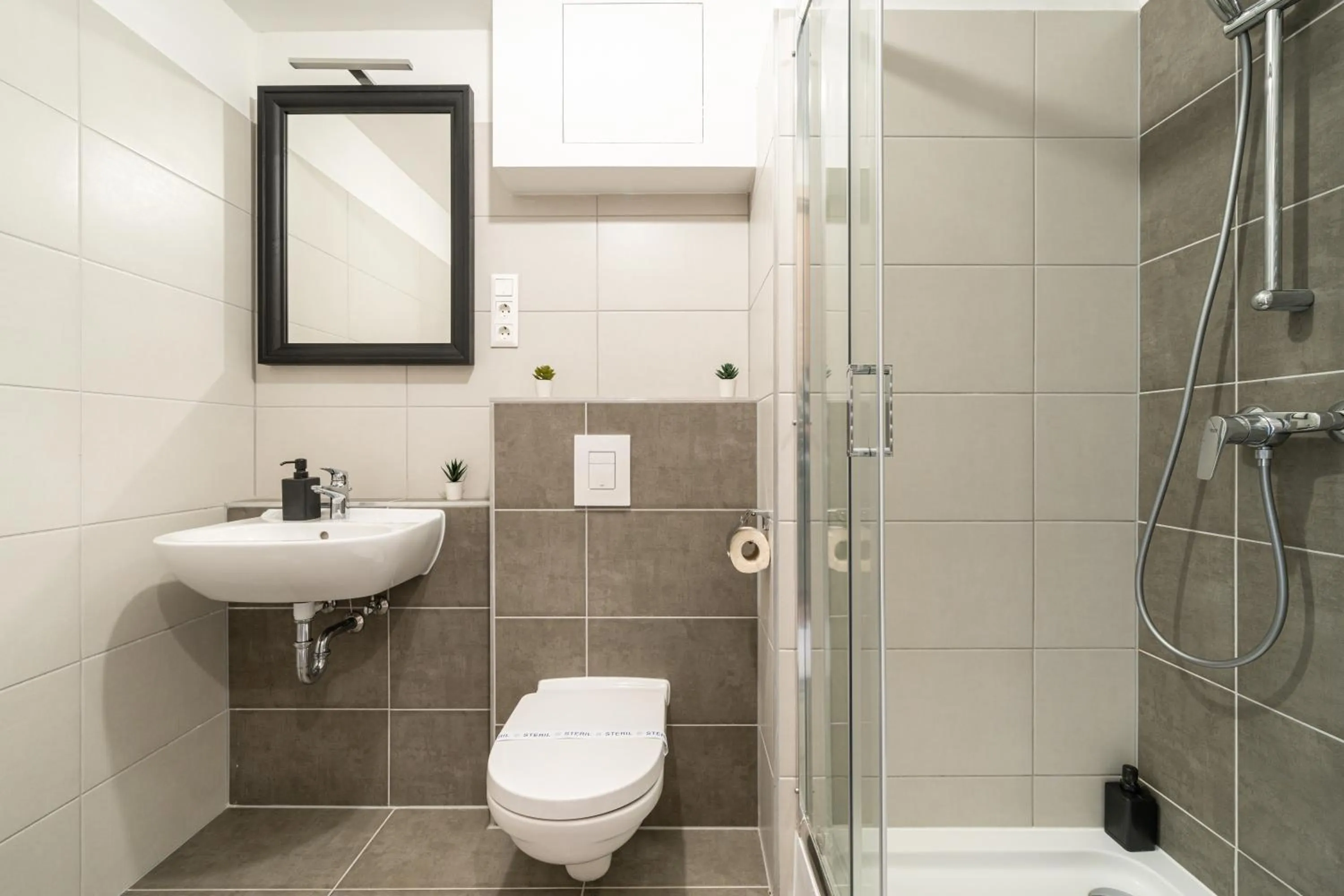 Shower in Vagabond Grand'Or