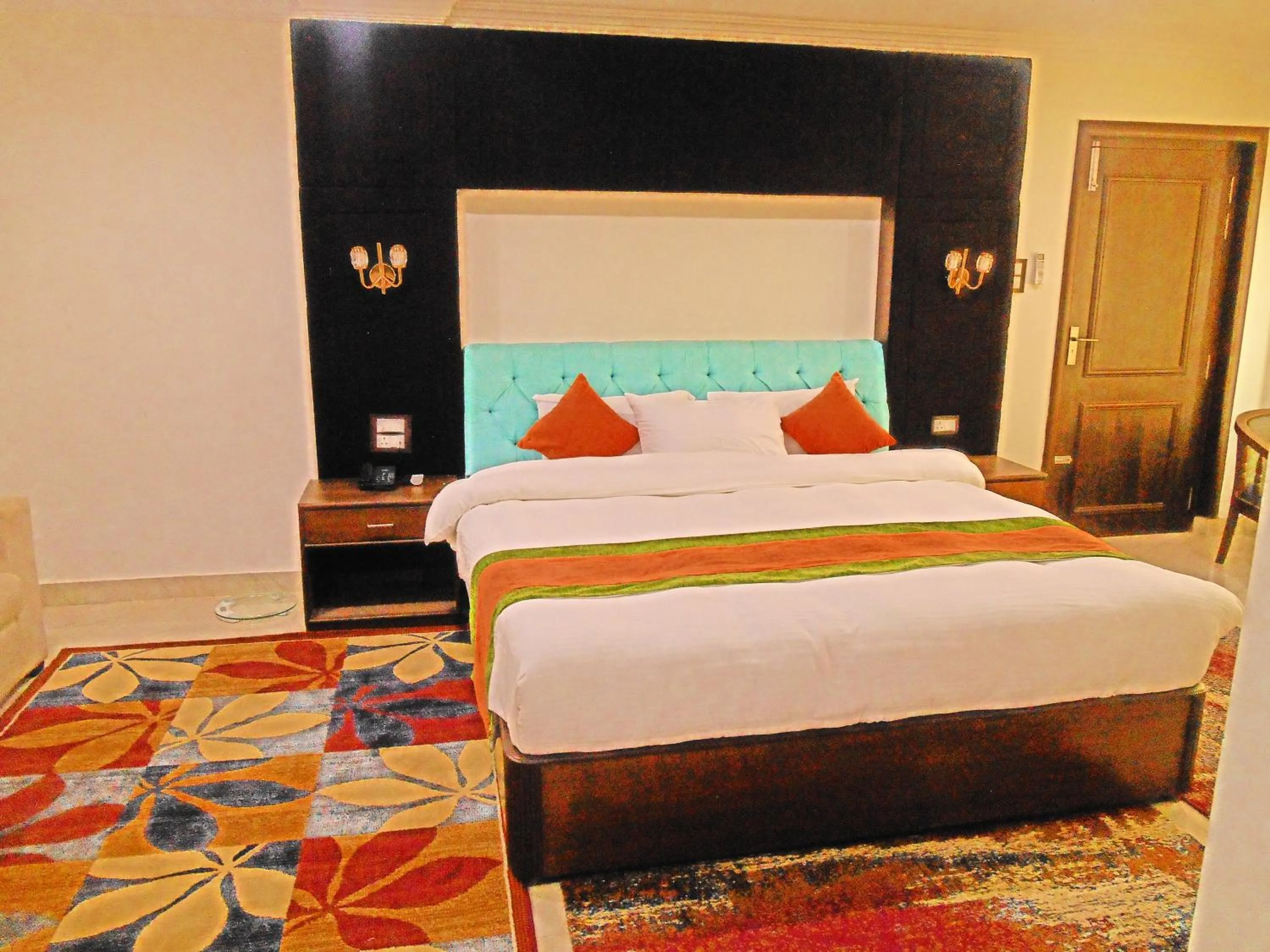 Bedroom, Bed in Gautam Buddha International Hotel