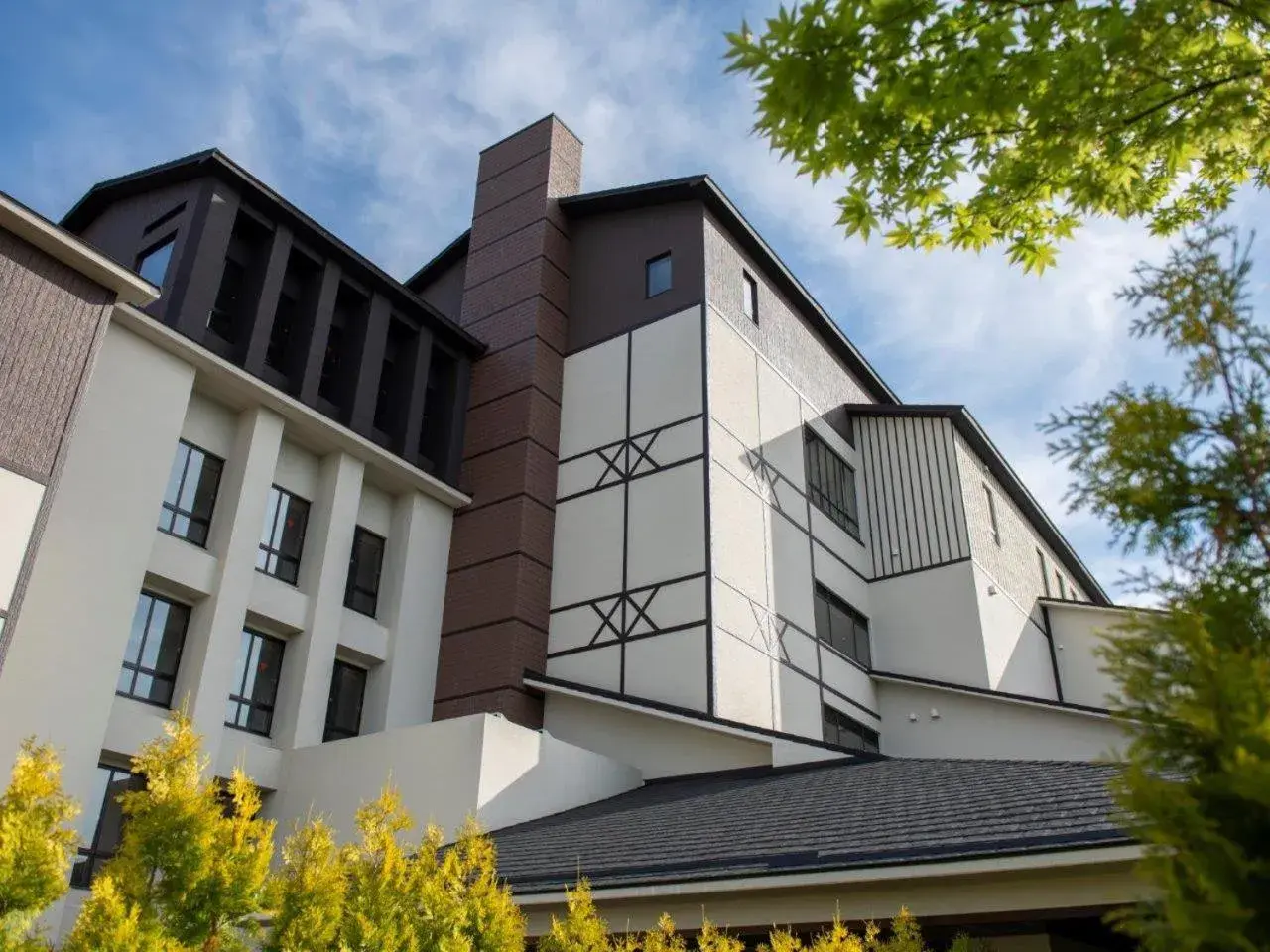 Property building in La Vista Kusatsu Hills Property building in La Vista Kusatsu Hills