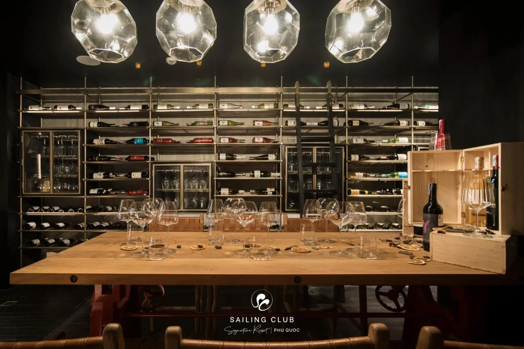 Restaurant/places to eat in Sailing Club Signature Resort Phu Quoc Restaurant/places to eat in Sailing Club Signature Resort Phu Quoc