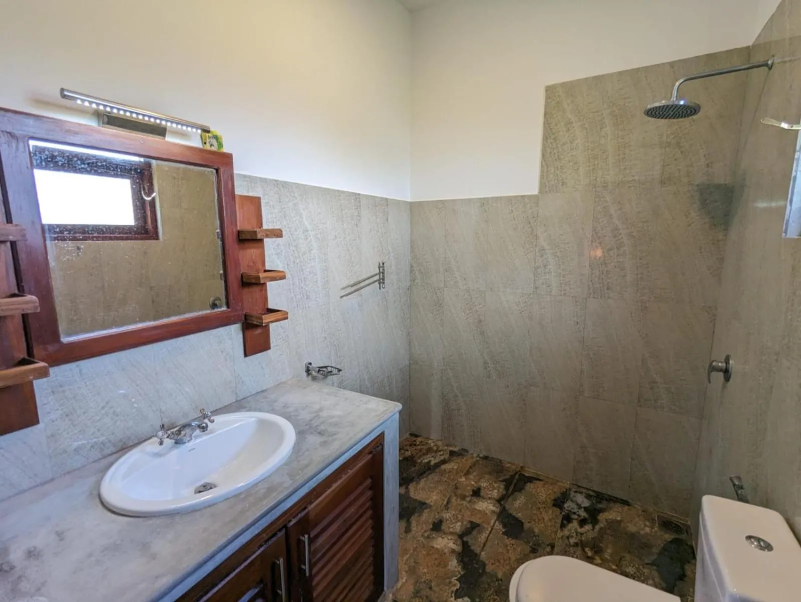 Bathroom in Green View Villa