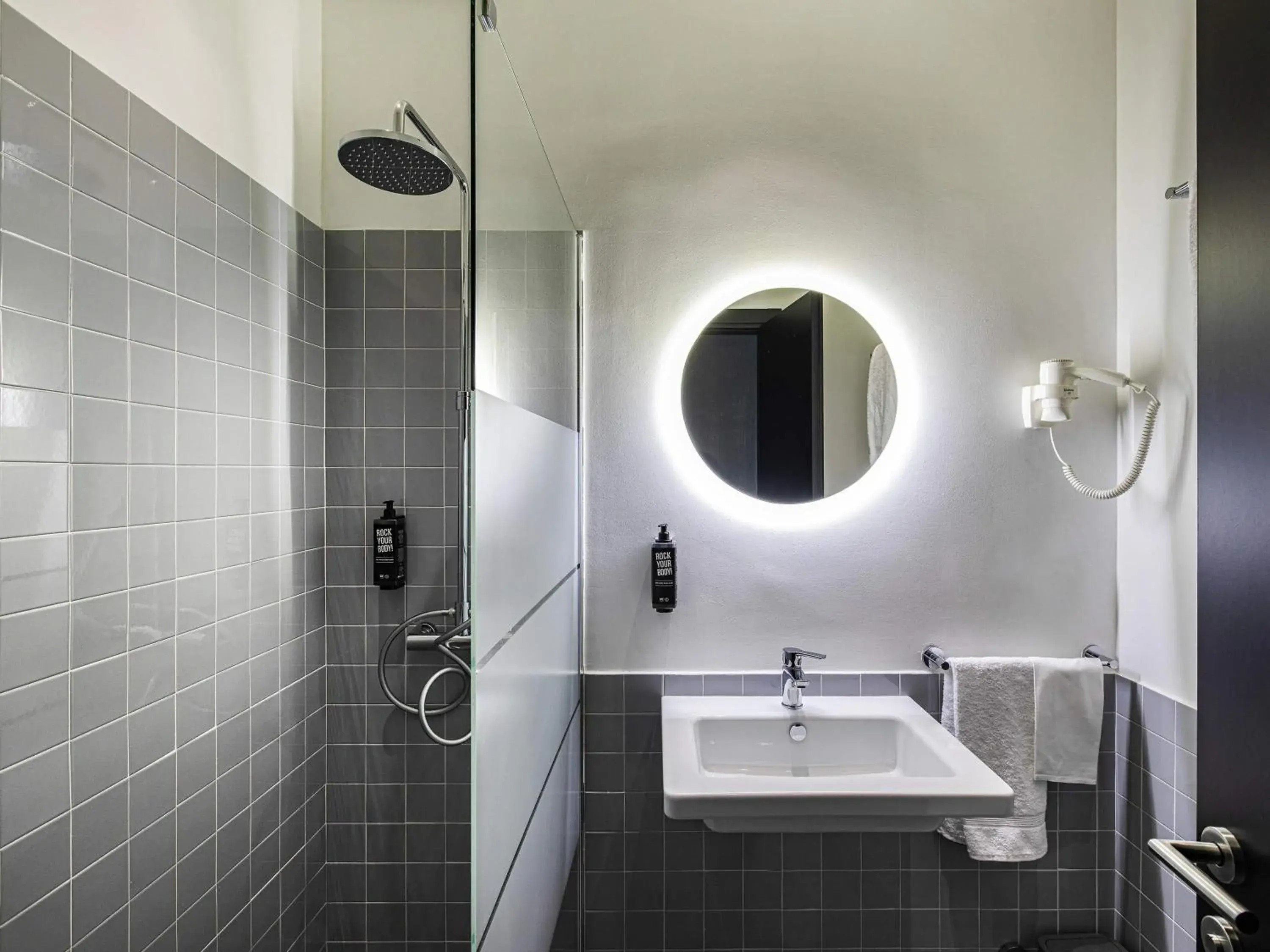 Bedroom in Ibis Styles Roma Aurelia Bedroom in Ibis Styles Roma Aurelia