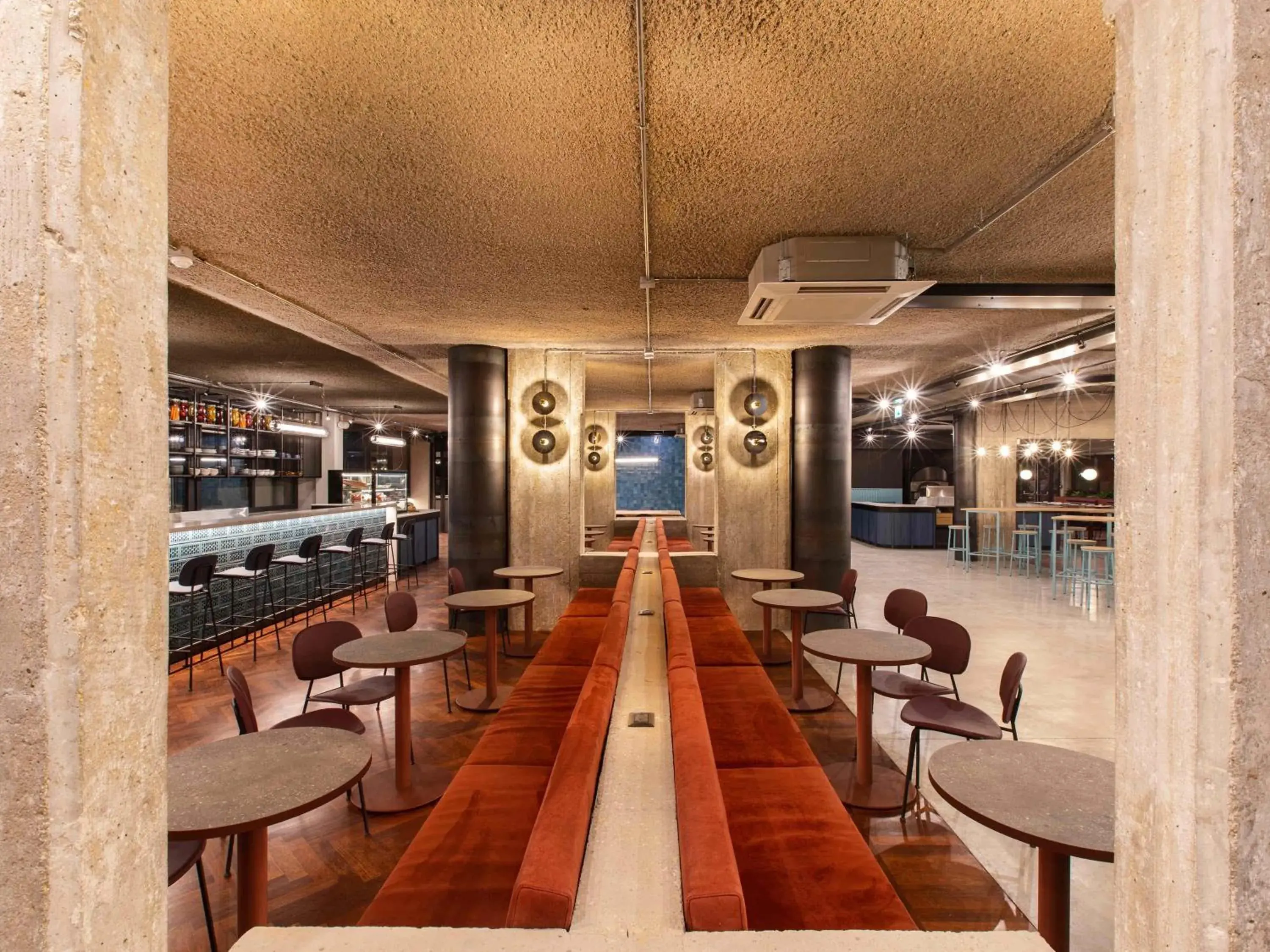 Lounge or bar in Ibis Styles Roma Aurelia Lounge or bar in Ibis Styles Roma Aurelia