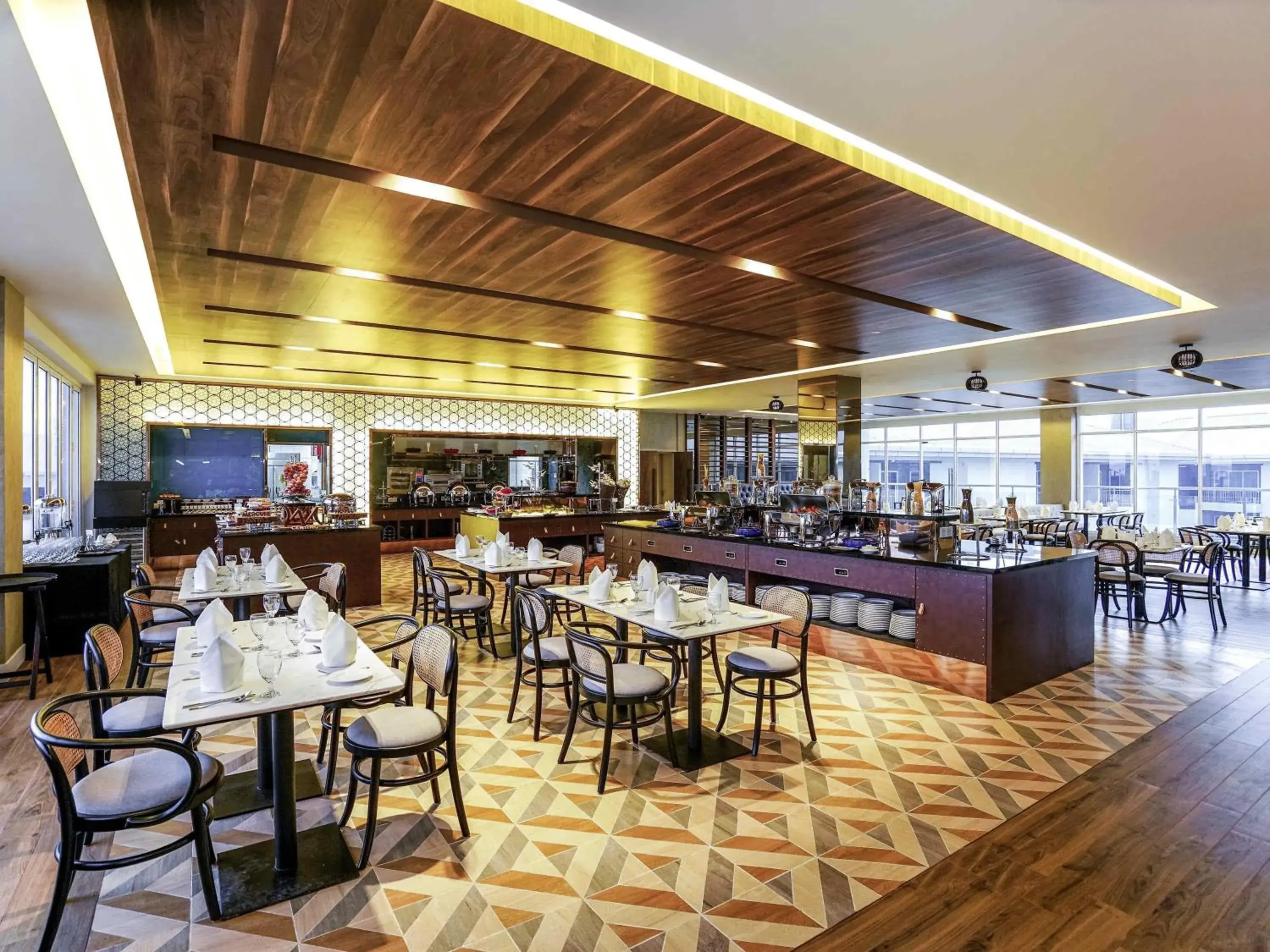 Restaurant/places to eat in Mercure Langkawi Pantai Cenang Restaurant/places to eat in Mercure Langkawi Pantai Cenang