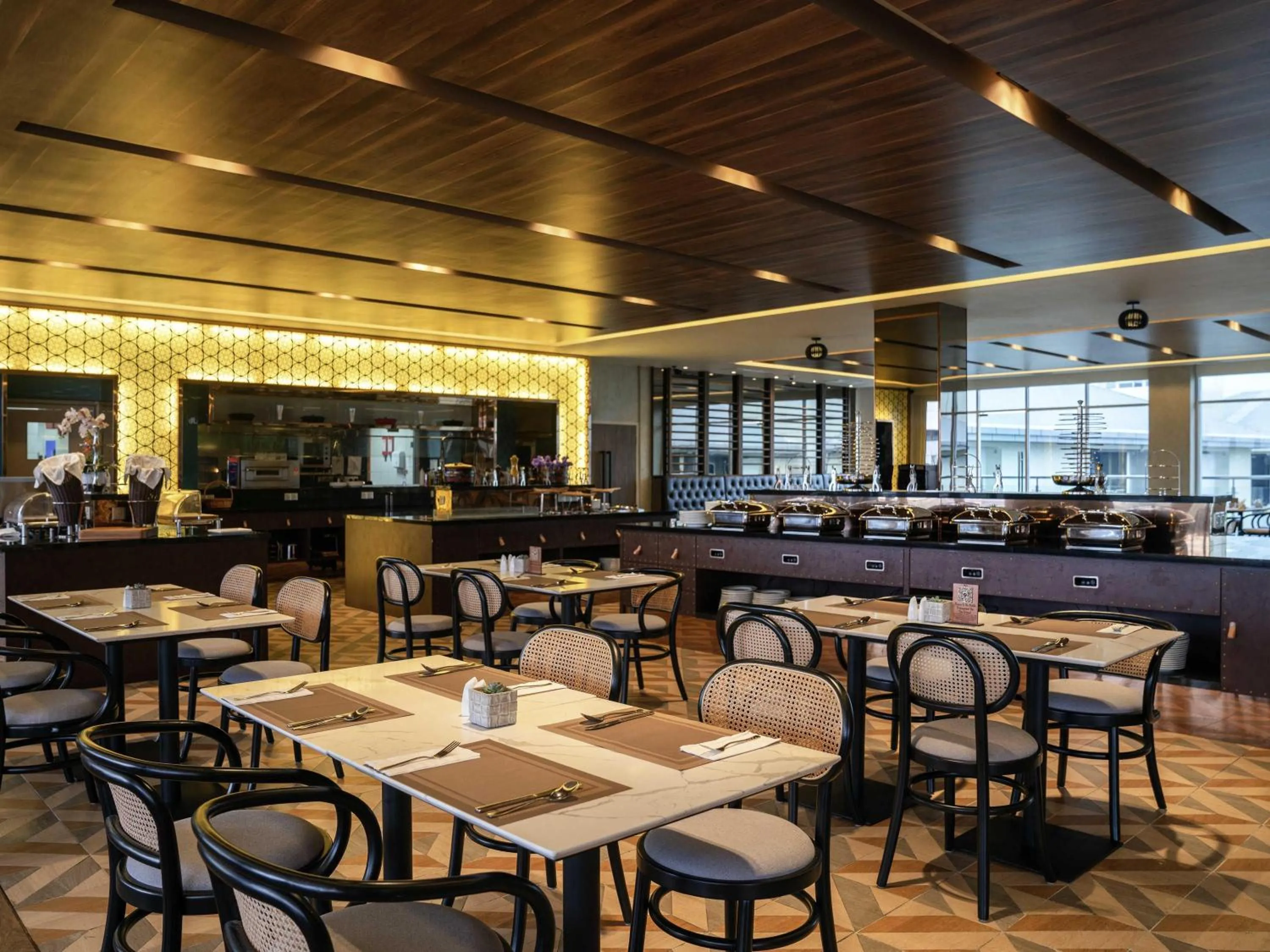 Restaurant/places to eat in Mercure Langkawi Pantai Cenang