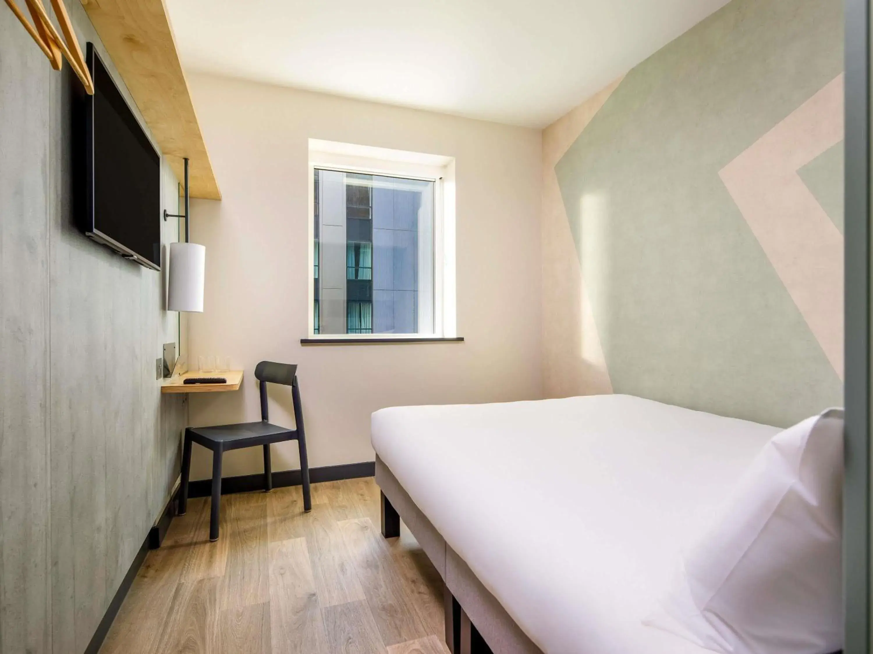 Bedroom, Bed in ibis budget Manchester Airport T2 Bedroom, Bed in ibis budget Manchester Airport T2