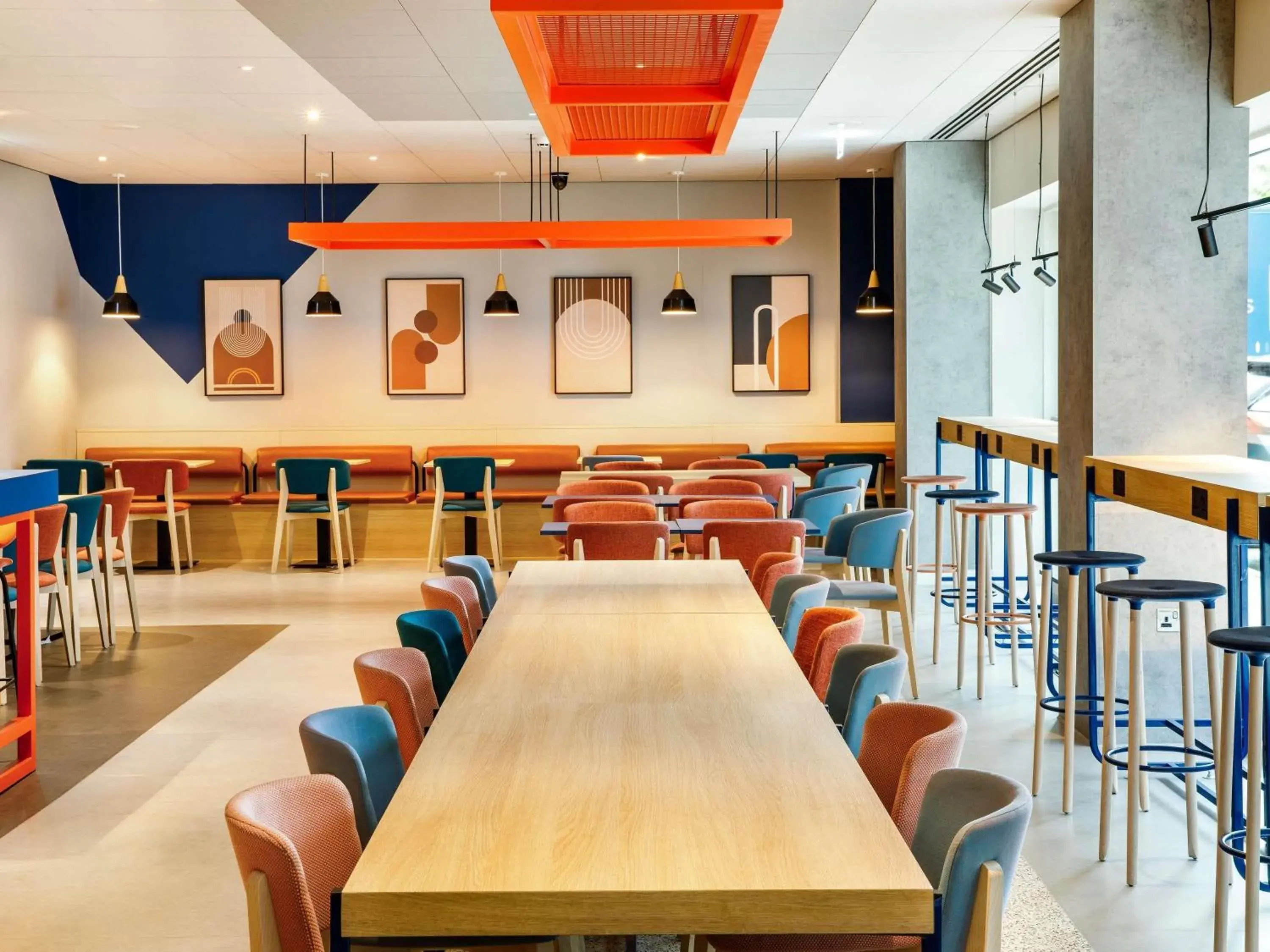 Lounge or bar in ibis budget Manchester Airport T2 Lounge or bar in ibis budget Manchester Airport T2