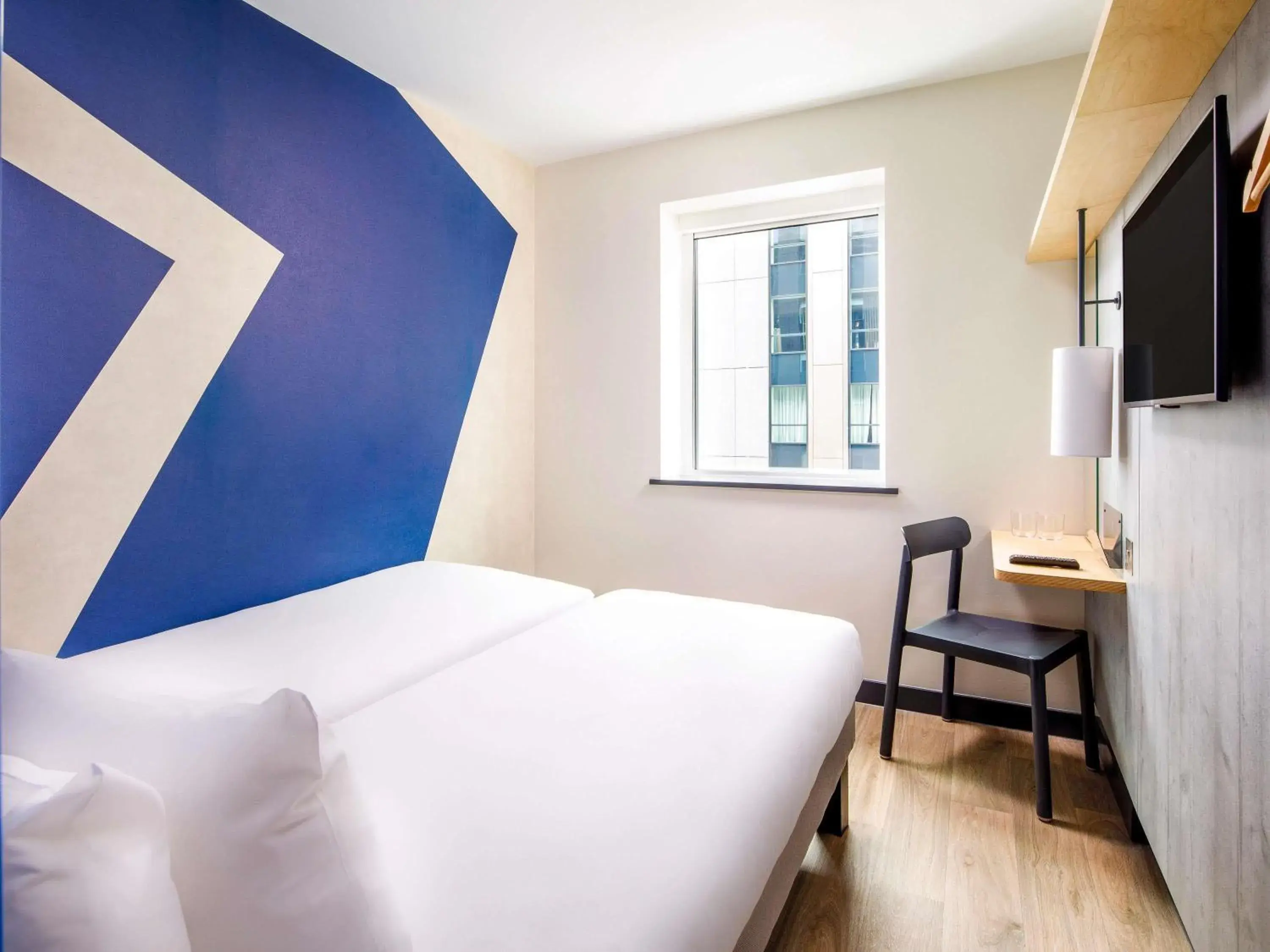 Bedroom, Bed in ibis budget Manchester Airport T2 Bedroom, Bed in ibis budget Manchester Airport T2