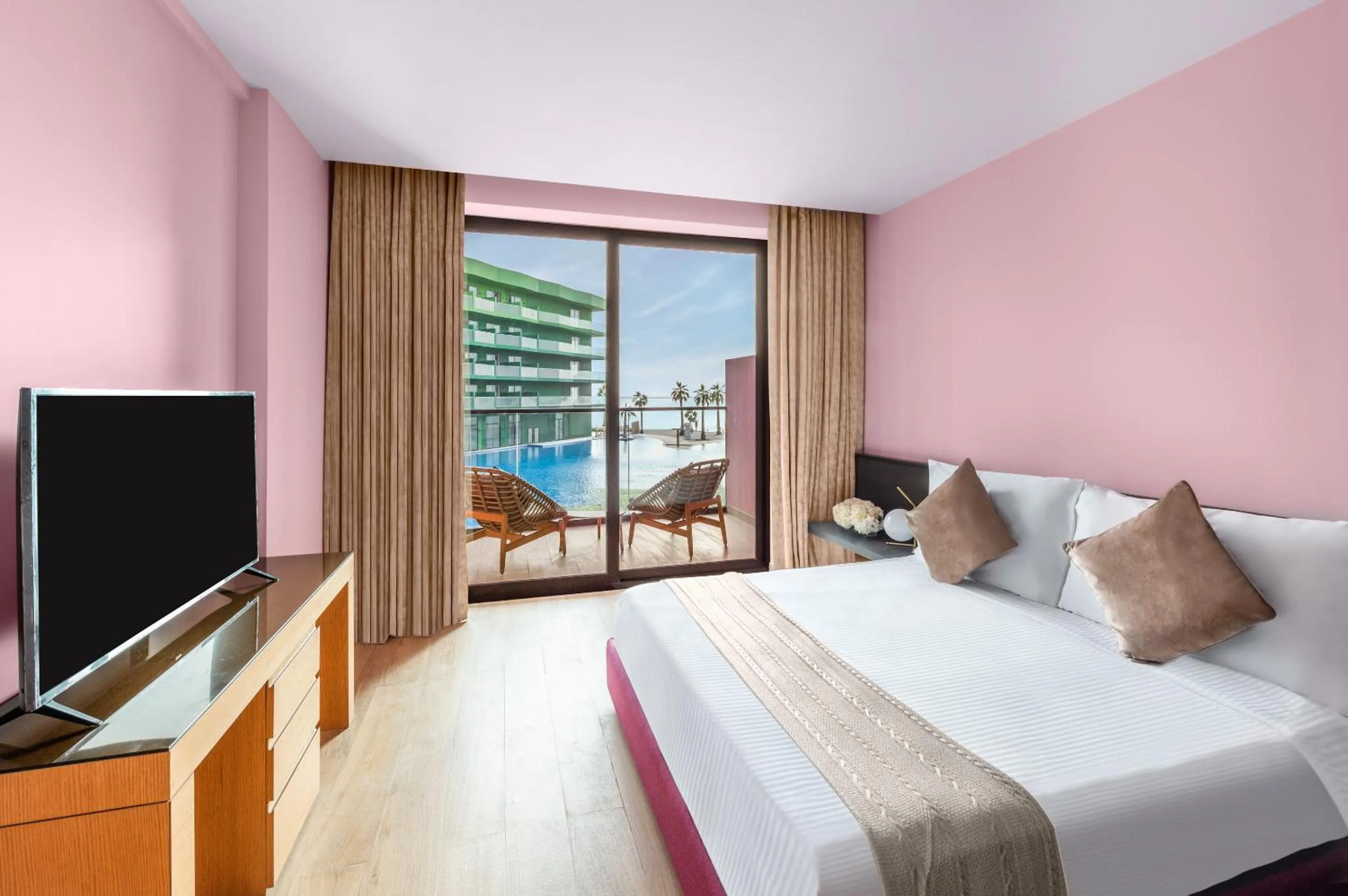 Bed in Voco Dubai Monaco, The Heart of Europe by IHG-Adult only