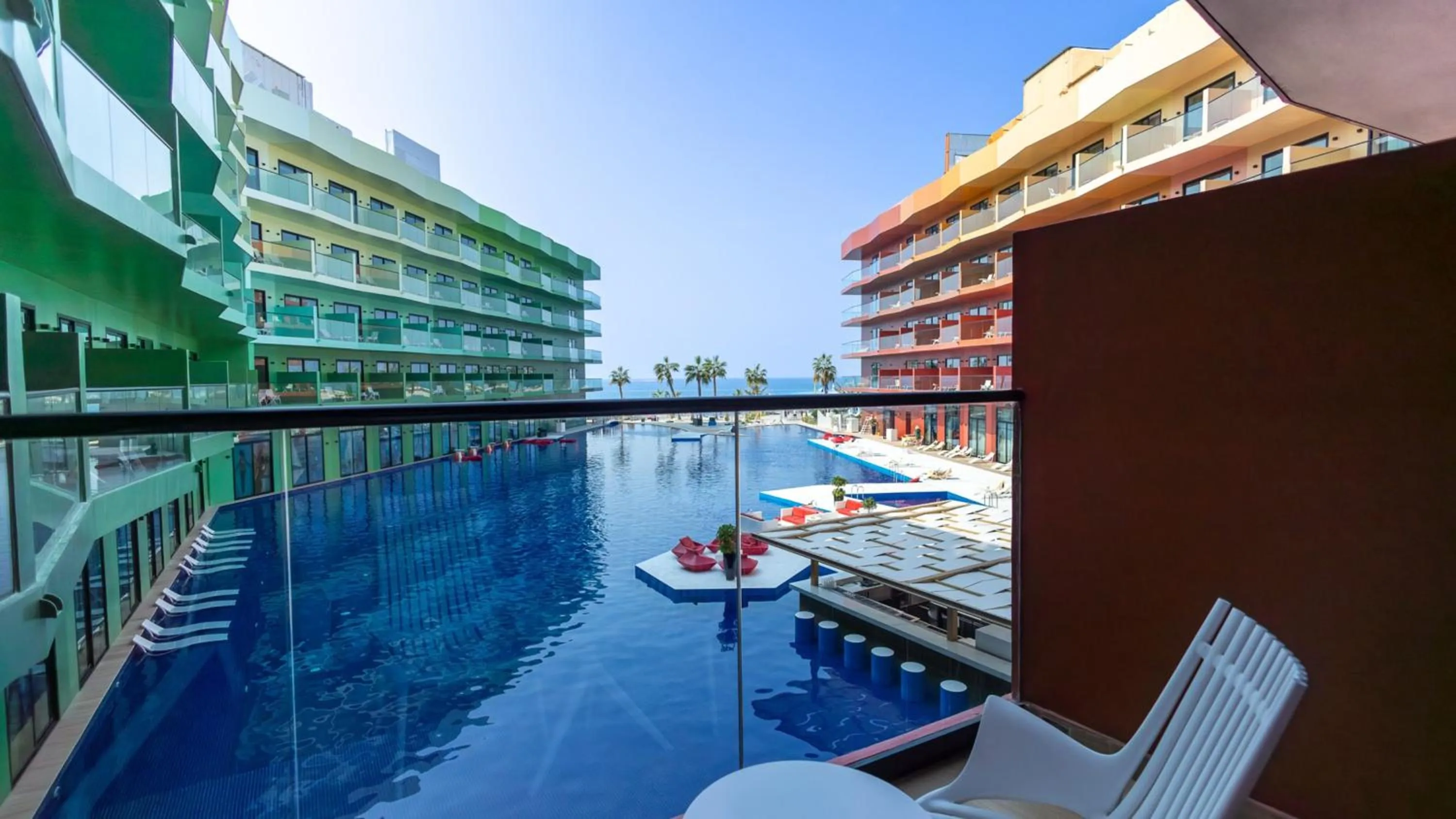 Photo of the whole room in Voco Dubai Monaco, The Heart of Europe by IHG-Adult only