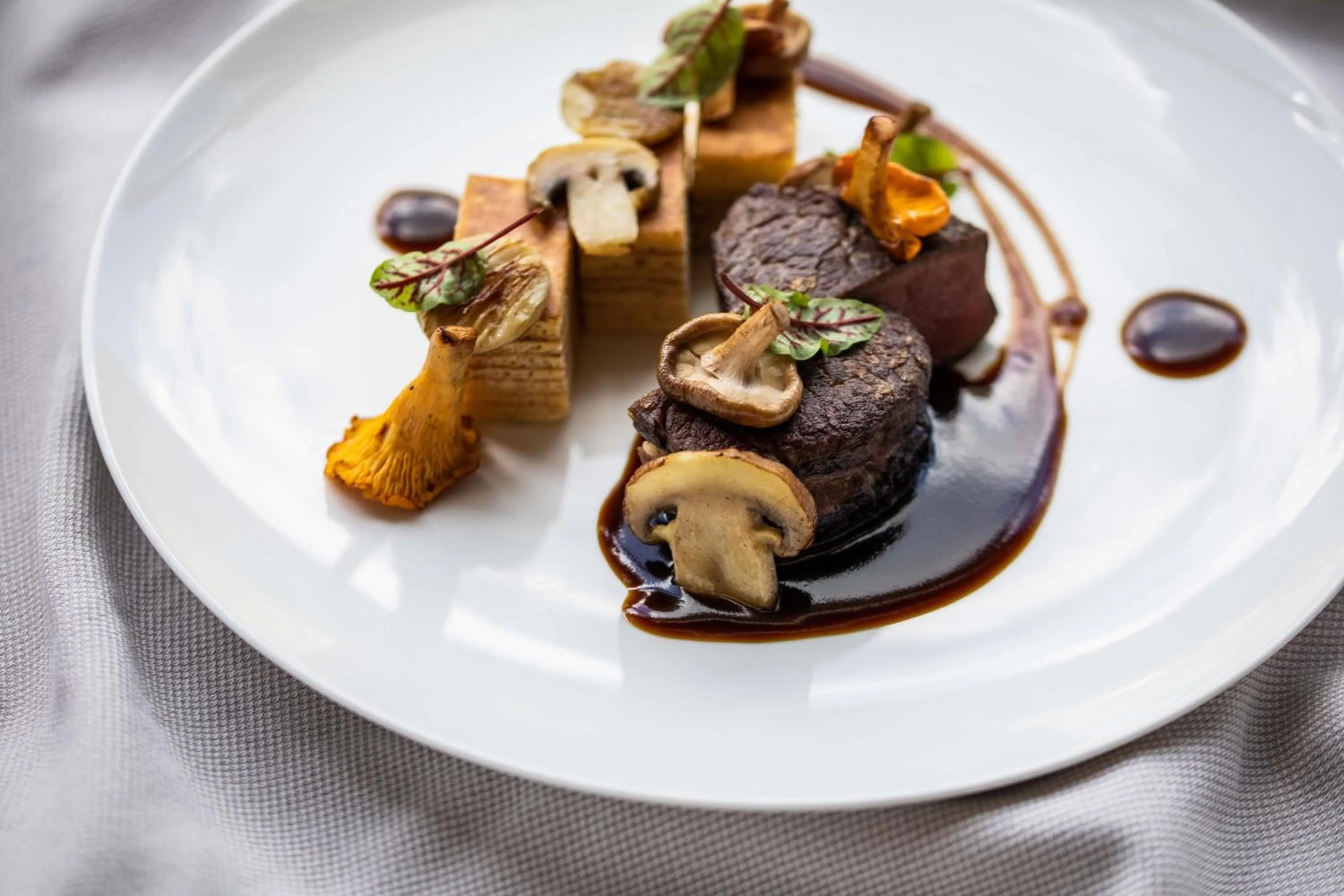 Food in Hotel Arlmont 4 Stern Superior