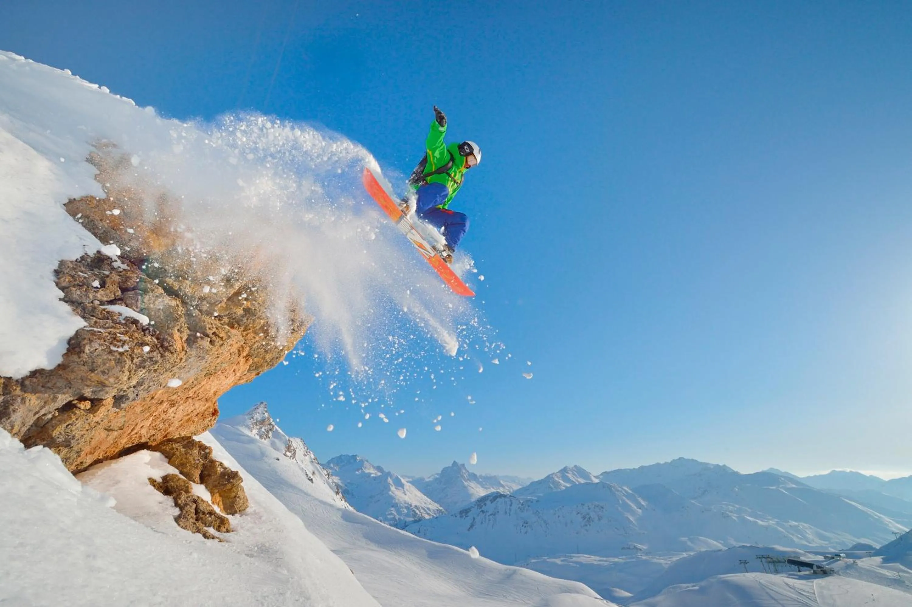 Skiing in Hotel Arlmont 4 Stern Superior