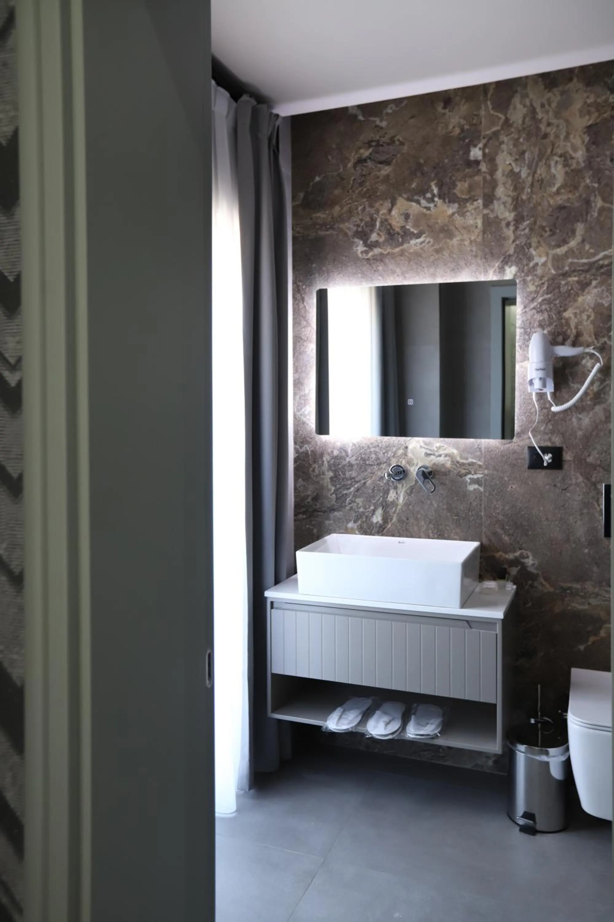 heating in Imperator Hotel