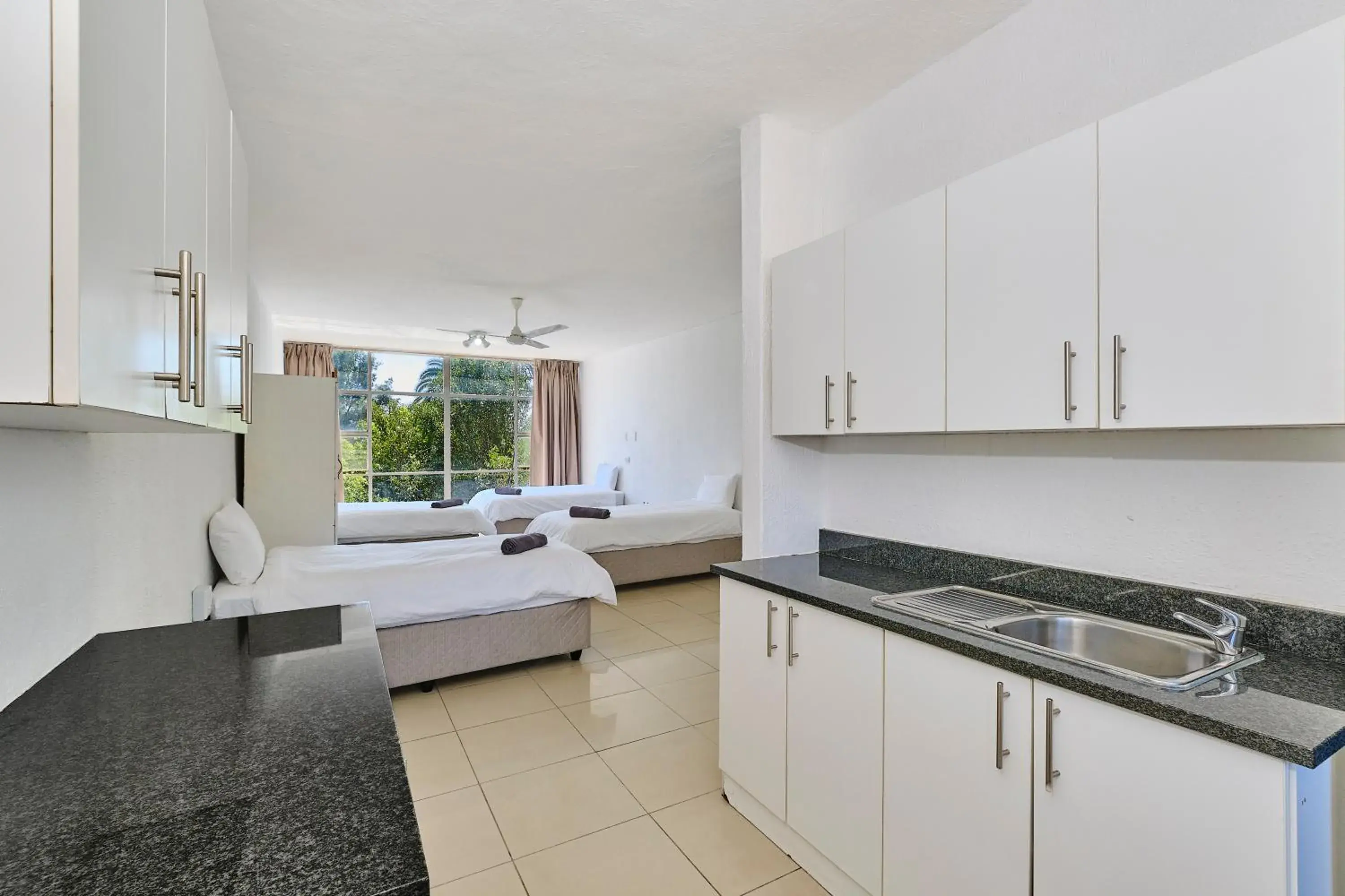 Inn & Out Sandton Park Inn & Out Sandton Park