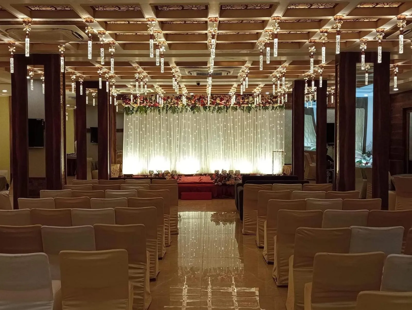 Banquet/Function facilities in PRIME LAND