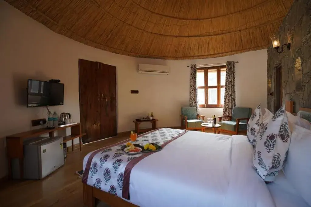 TV and multimedia, Bed in Turban Nature Wilderness , Kumbhalgarh TV and multimedia, Bed in Turban Nature Wilderness , Kumbhalgarh