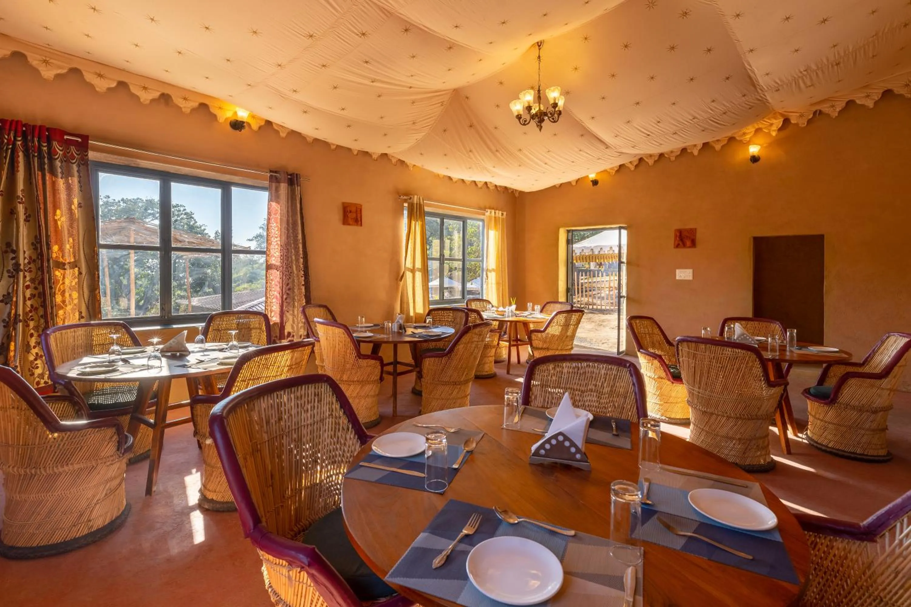 Restaurant/places to eat in Turban Nature Wilderness , Kumbhalgarh