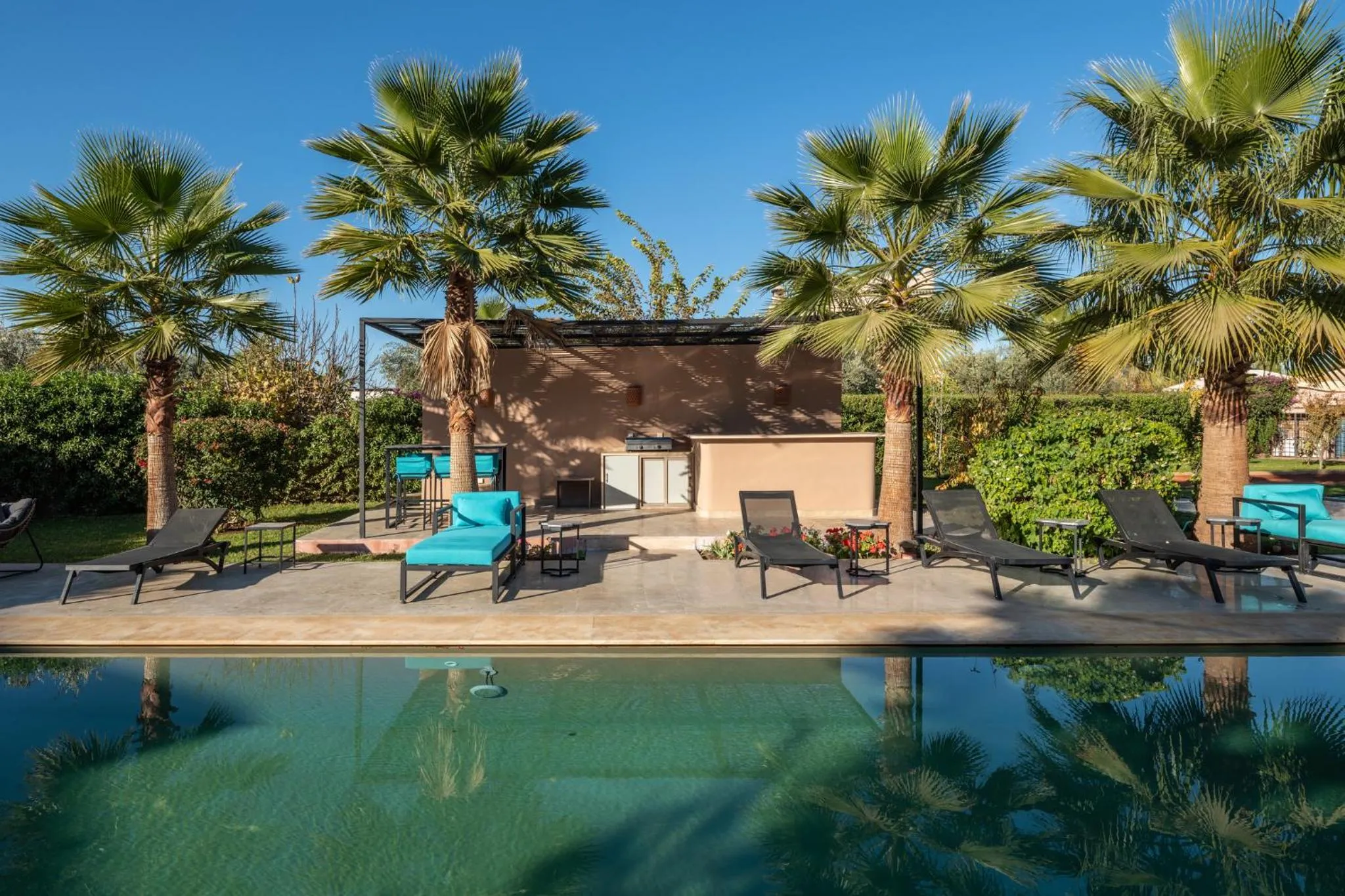 Swimming pool in Les Iris - Peaceful villa with heated private pool & hammam