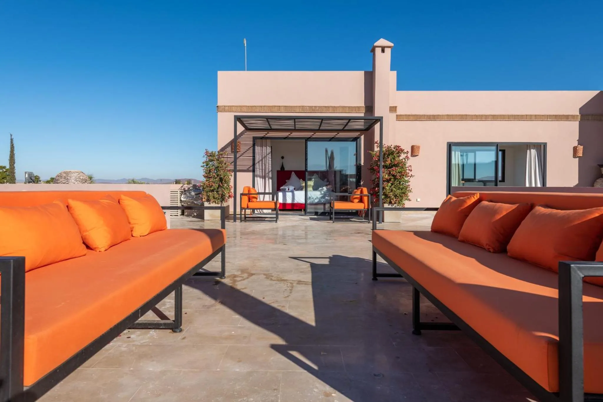 Patio in Les Iris - Peaceful villa with heated private pool & hammam