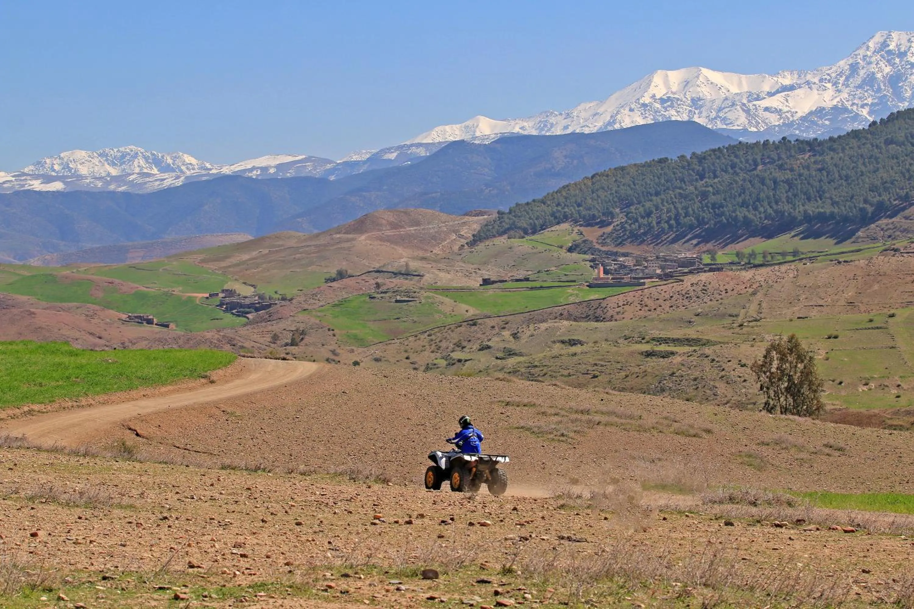 Natural landscape in Les Iris - Peaceful villa with heated private pool & hammam