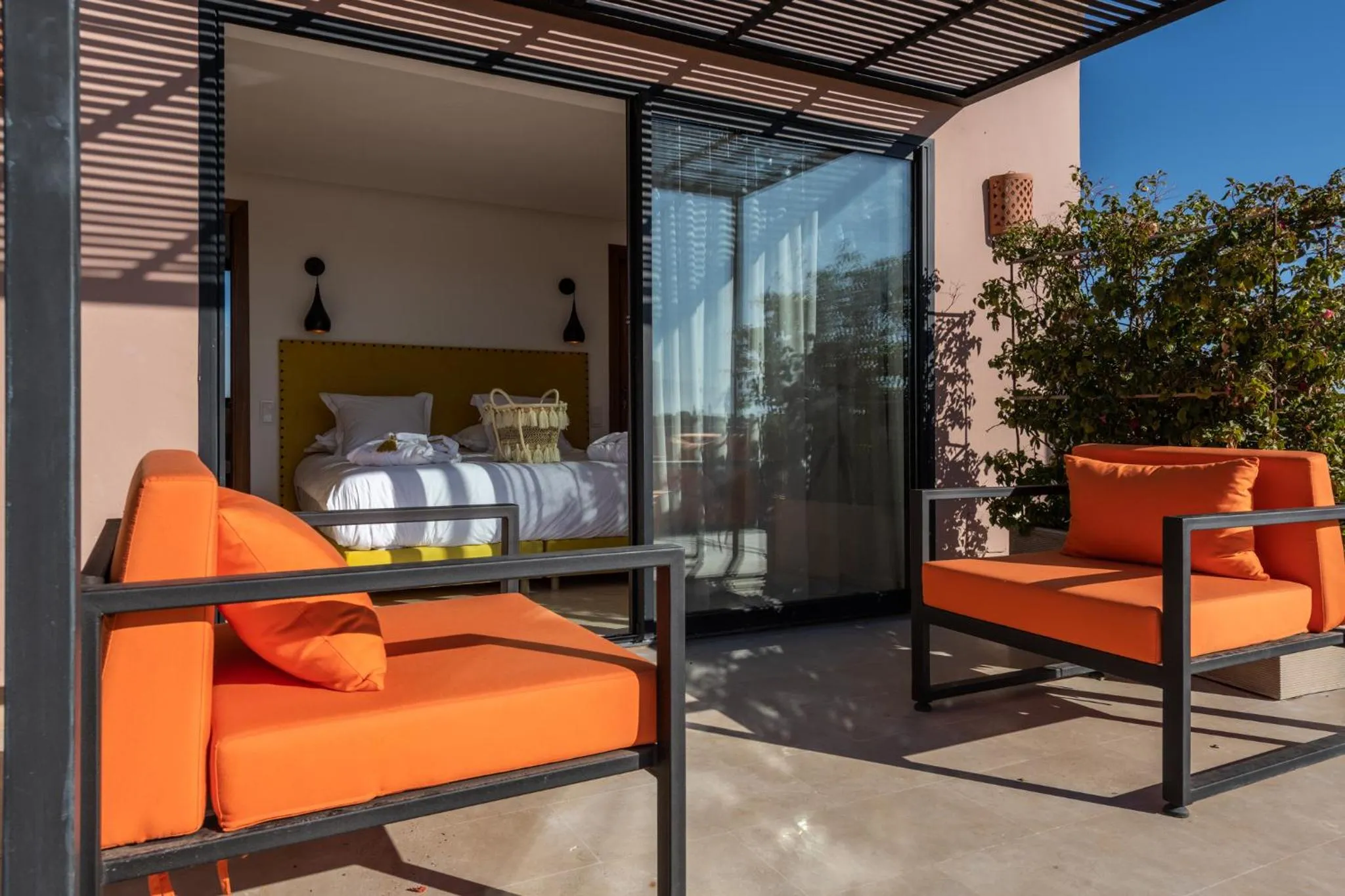 Patio in Les Iris - Peaceful villa with heated private pool & hammam