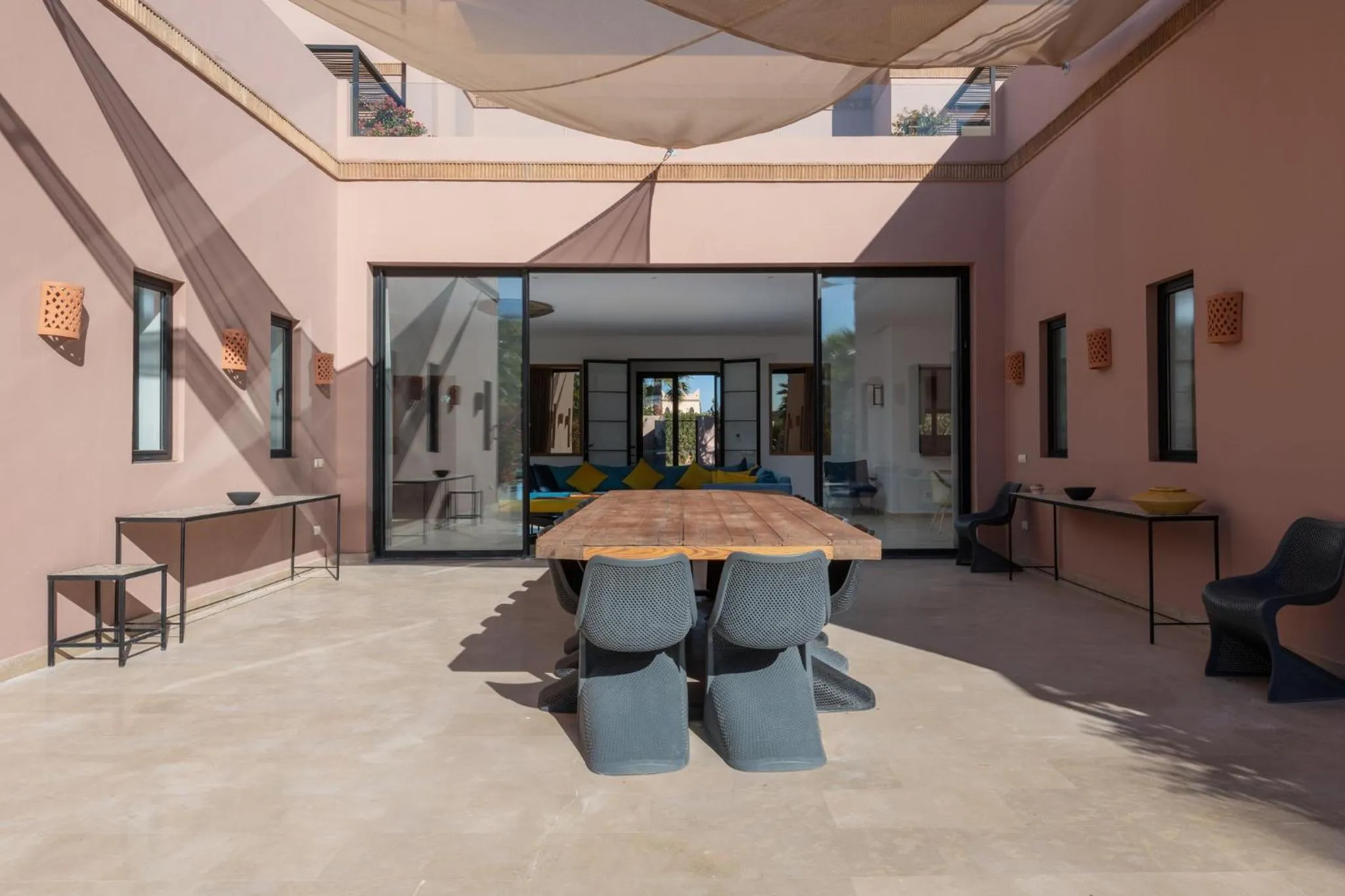 Patio in Les Iris - Peaceful villa with heated private pool & hammam