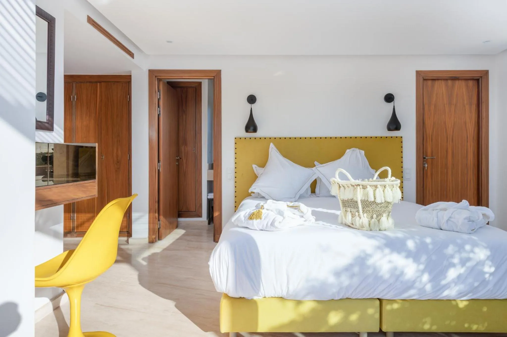 Photo of the whole room in Les Iris - Peaceful villa with heated private pool & hammam