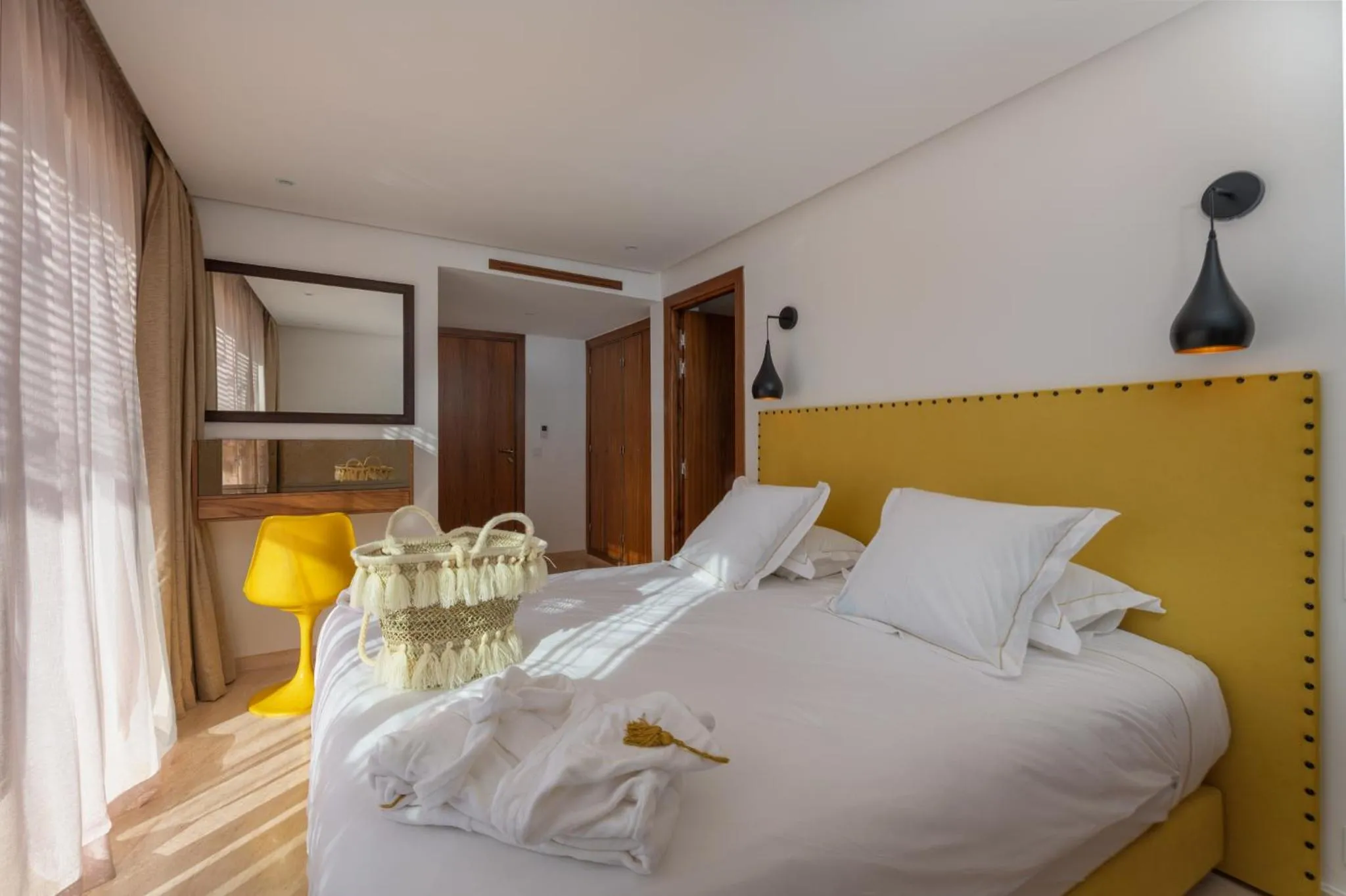 Bed in Les Iris - Peaceful villa with heated private pool & hammam